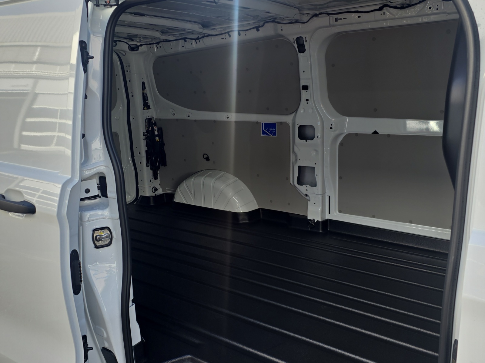 FORD Transit Custom Van 320 L2 2.0 EcoBl - 8