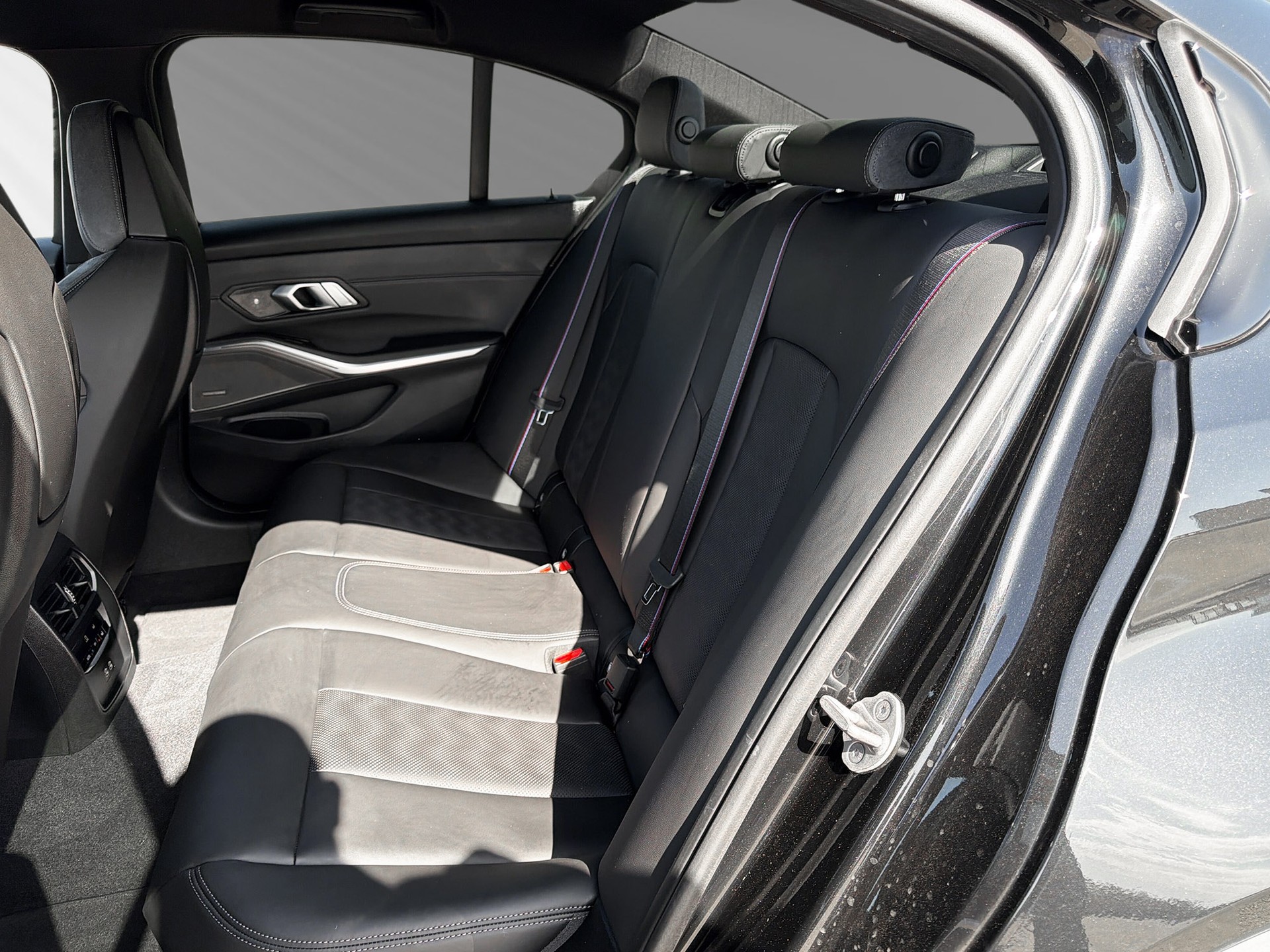 BMW M3 Competition M xDrive - 6