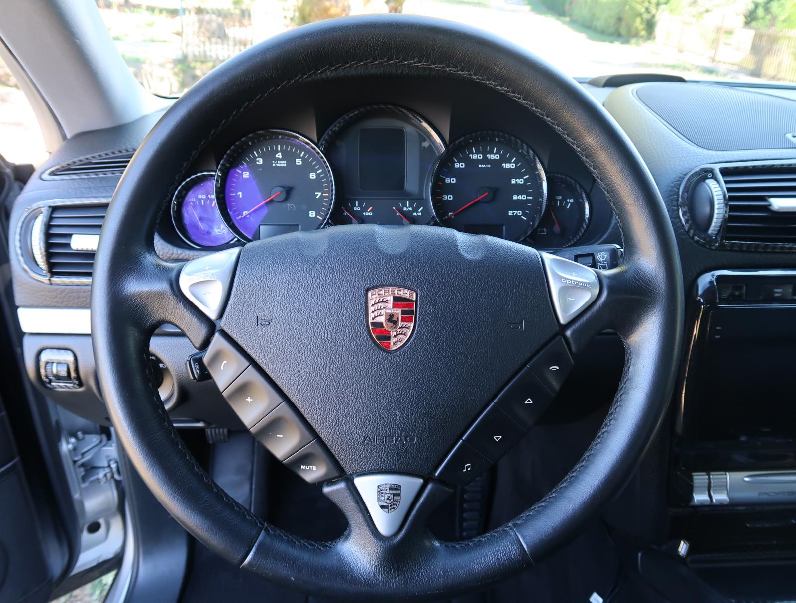PORSCHE Cayenne 4x4 Automatic - 13