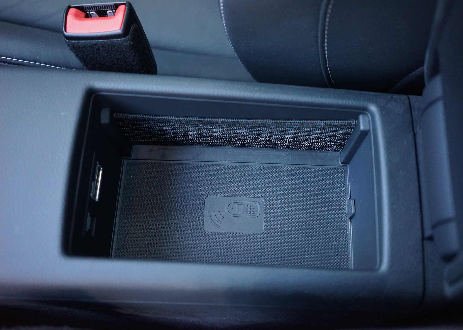 AUDI S3 Sportback 2.0 TFSI quattro S-tronic / O.CT S370 - 24