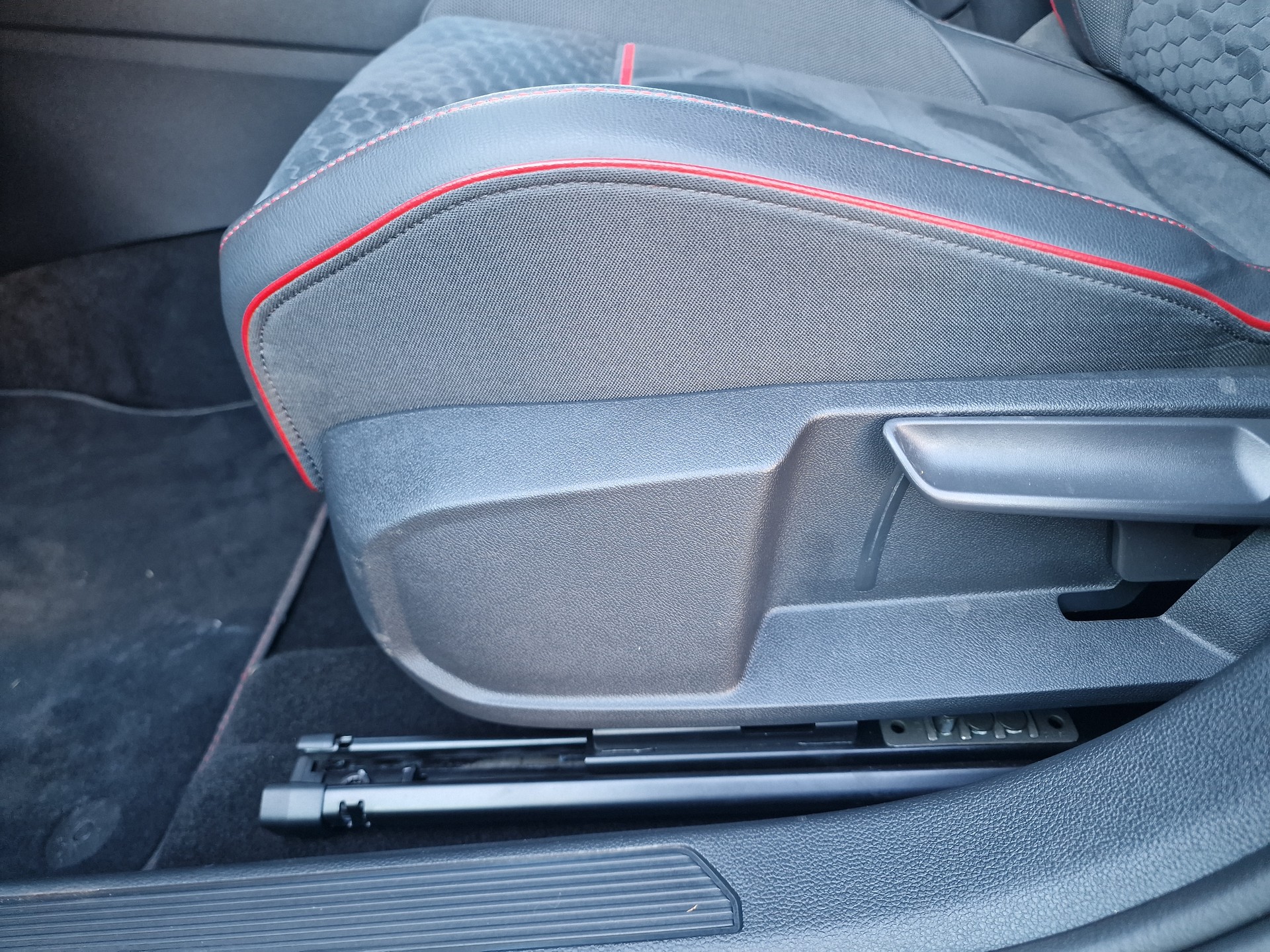 VW Golf 2.0 TSI GTI Clubsport DSG 36Mt Gara - 11