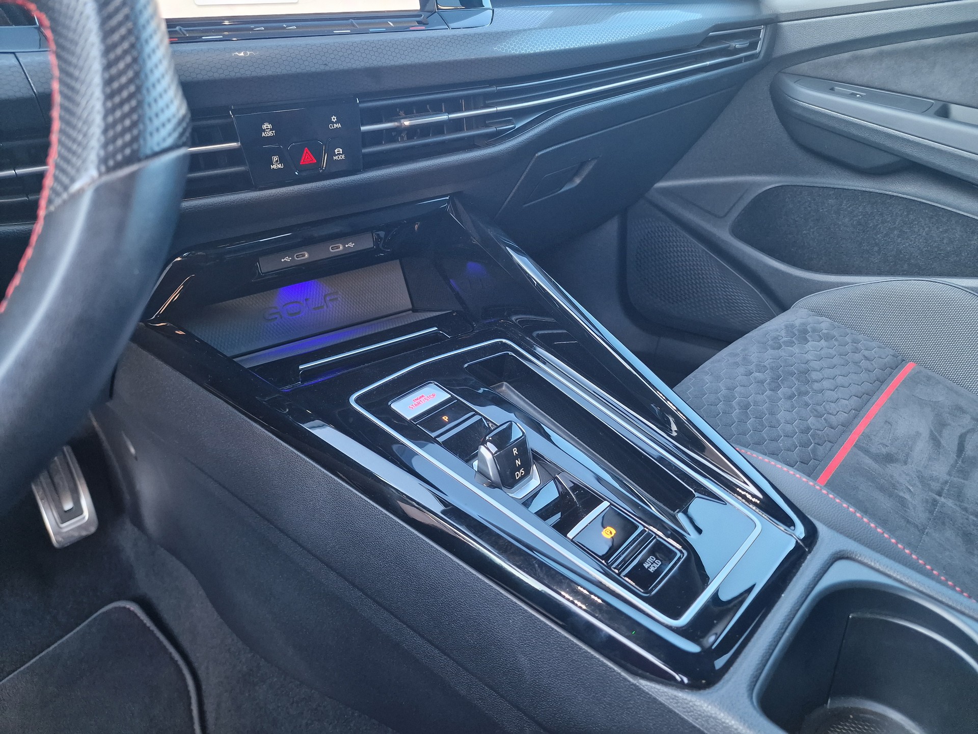 VW Golf 2.0 TSI GTI Clubsport DSG 36Mt Gara - 24