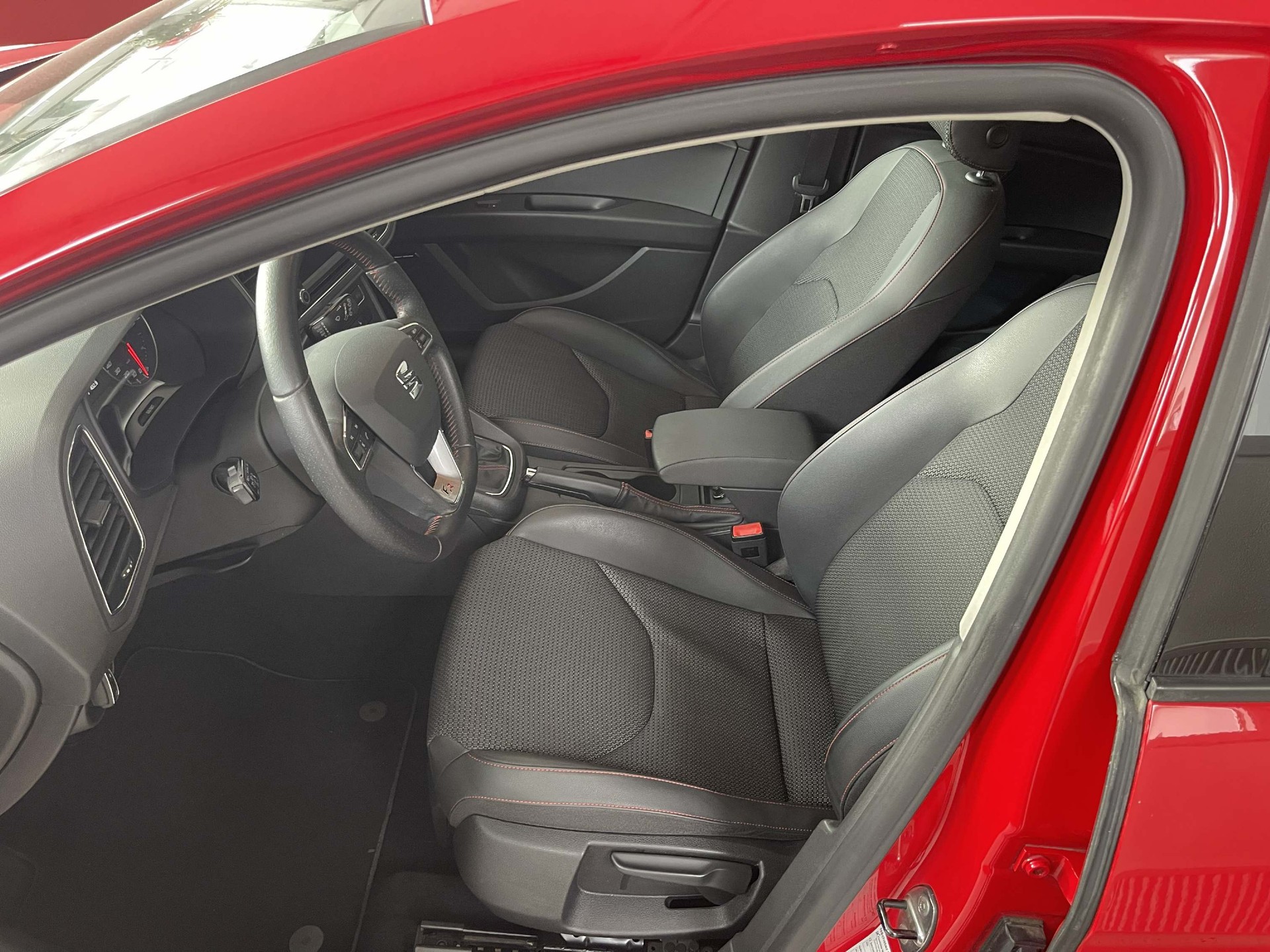 SEAT Leon 1.4 TSI FR - 8