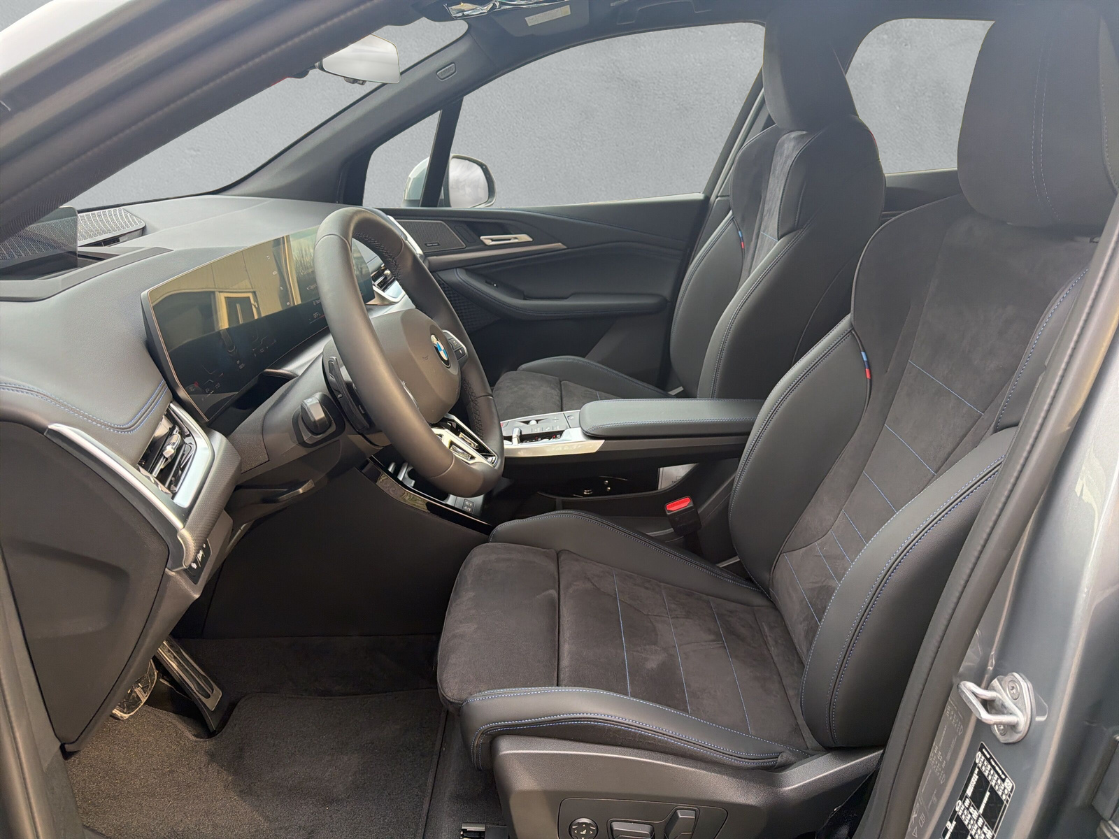 BMW 223d Active Tourer xDrive M Sport DKG - 10