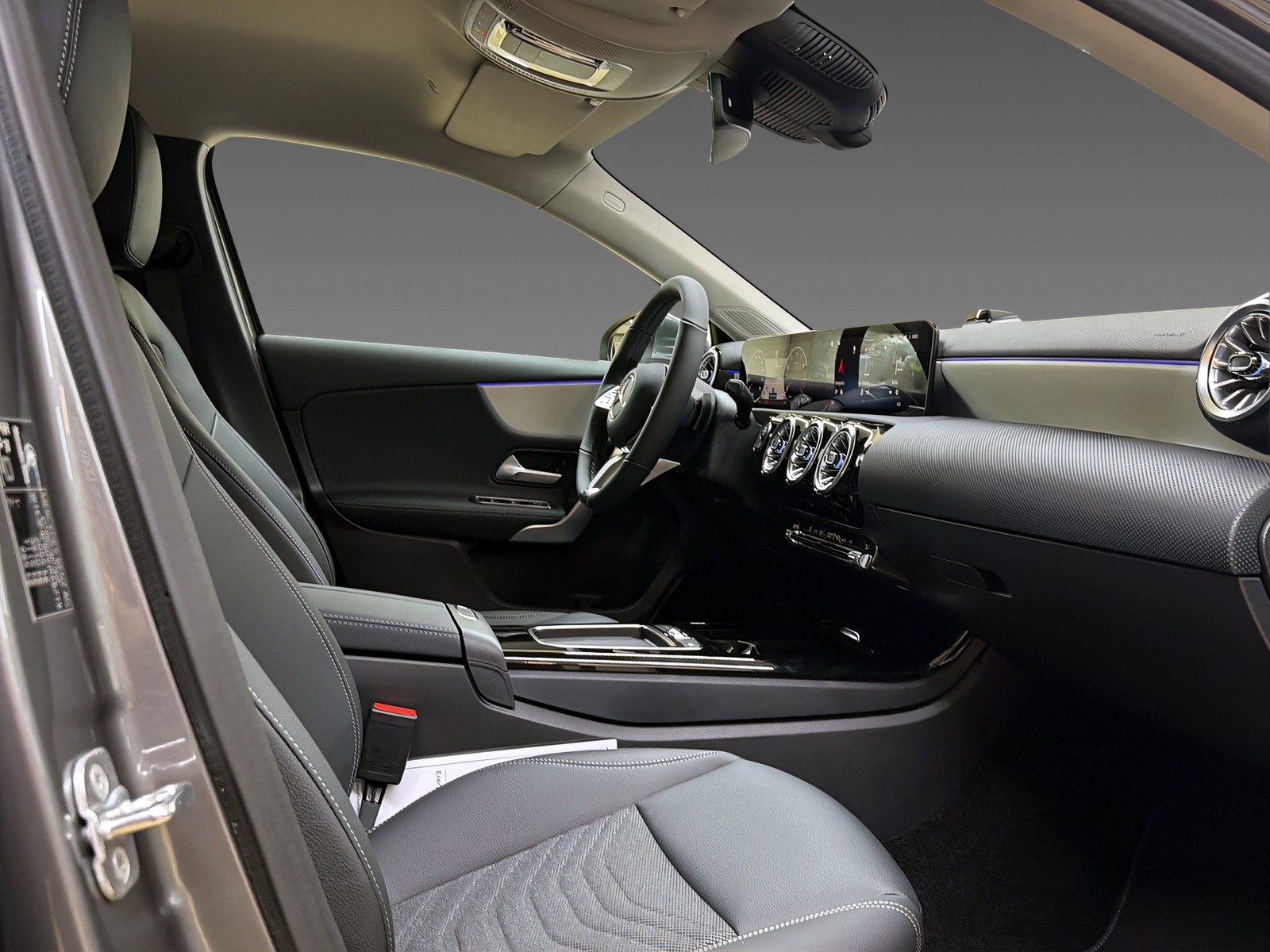 MERCEDES-BENZ A 220 4Matic - 9