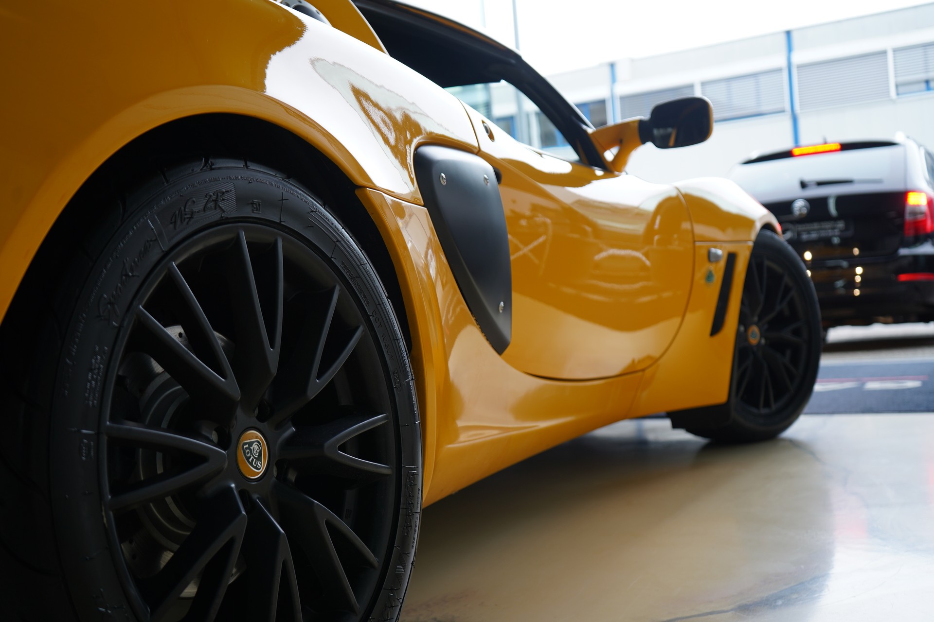 LOTUS Exige - 12
