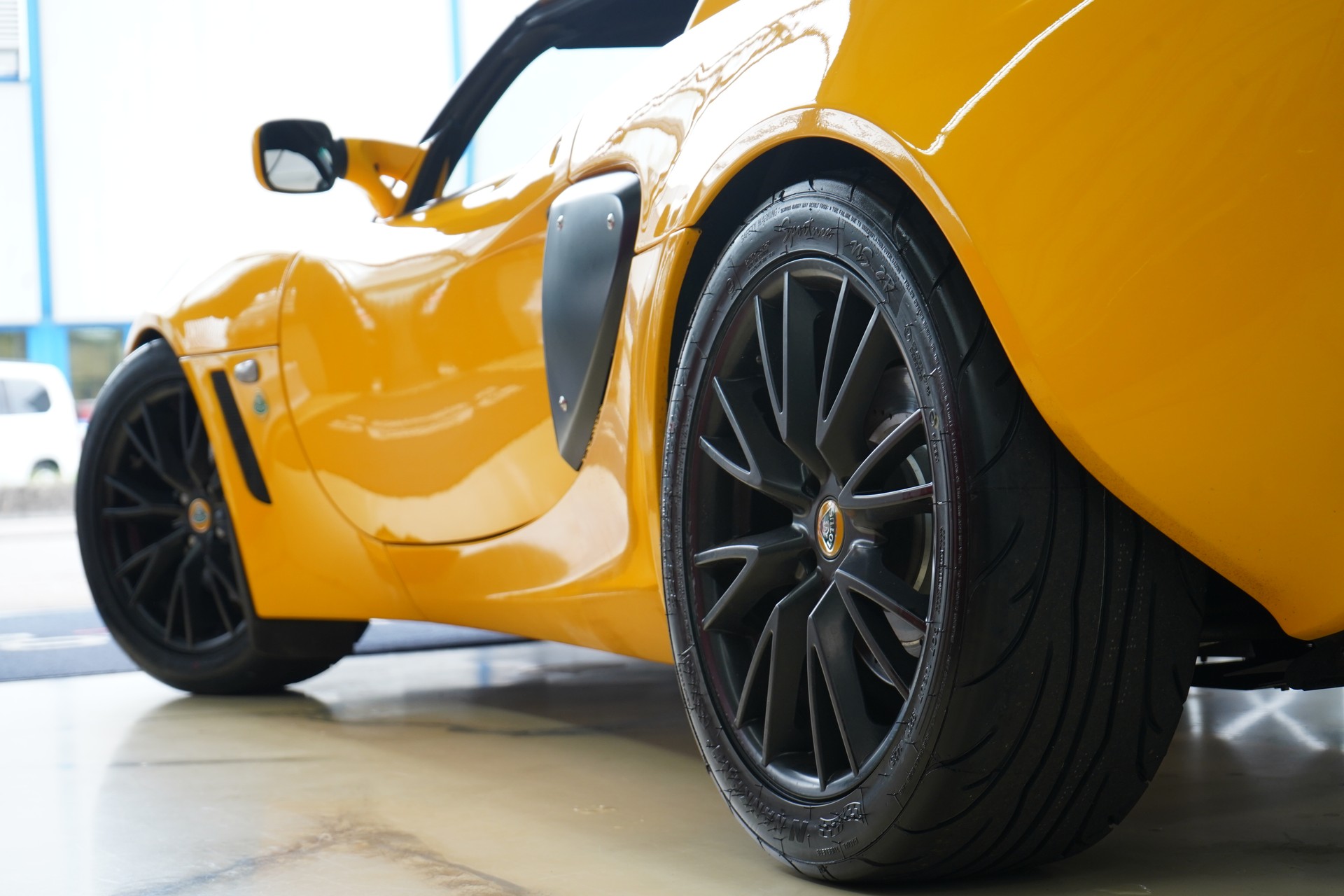LOTUS Exige - 7