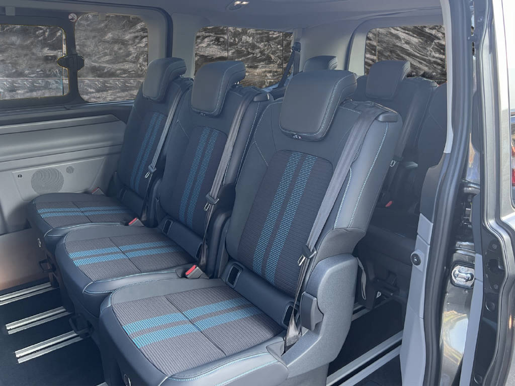 FORD Tourneo Custom Bus 320 L1 2.0 EcoBlue 170 Sport 4x4 - 9