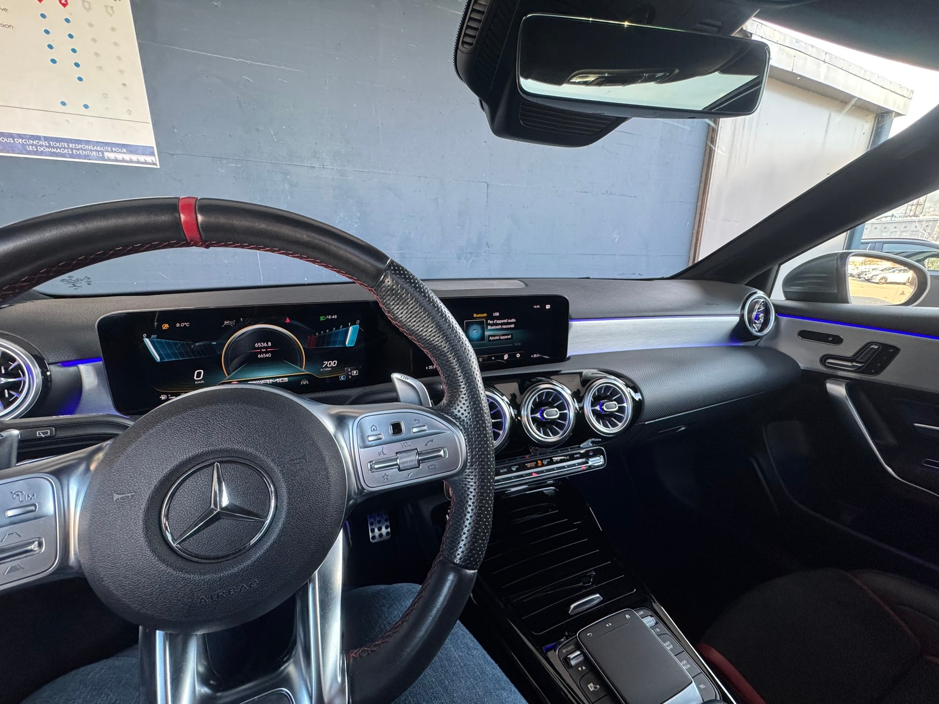 MERCEDES-BENZ A 35 AMG 4Matic Speedshift - 9