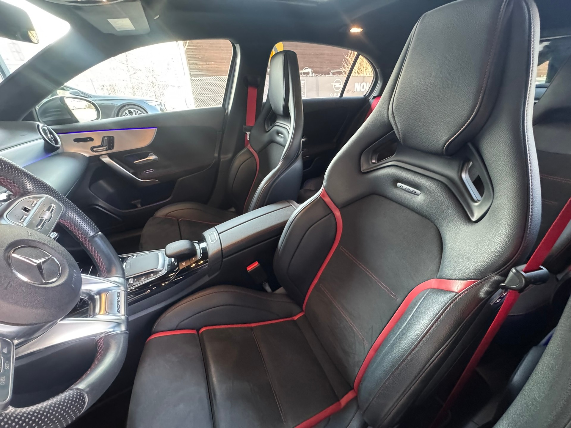 MERCEDES-BENZ A 35 AMG 4Matic Speedshift - 5