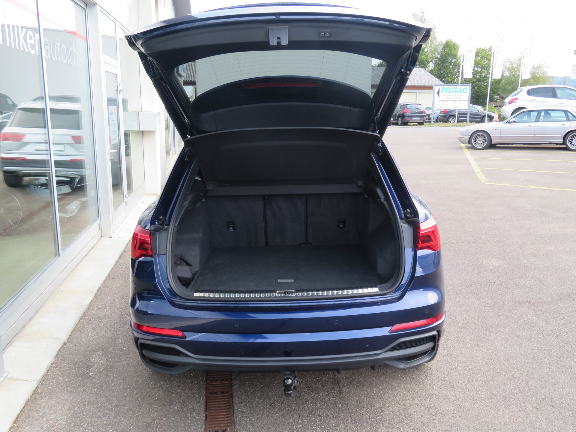 AUDI Q3 40 TFSI S line quattro S-tronic - 4