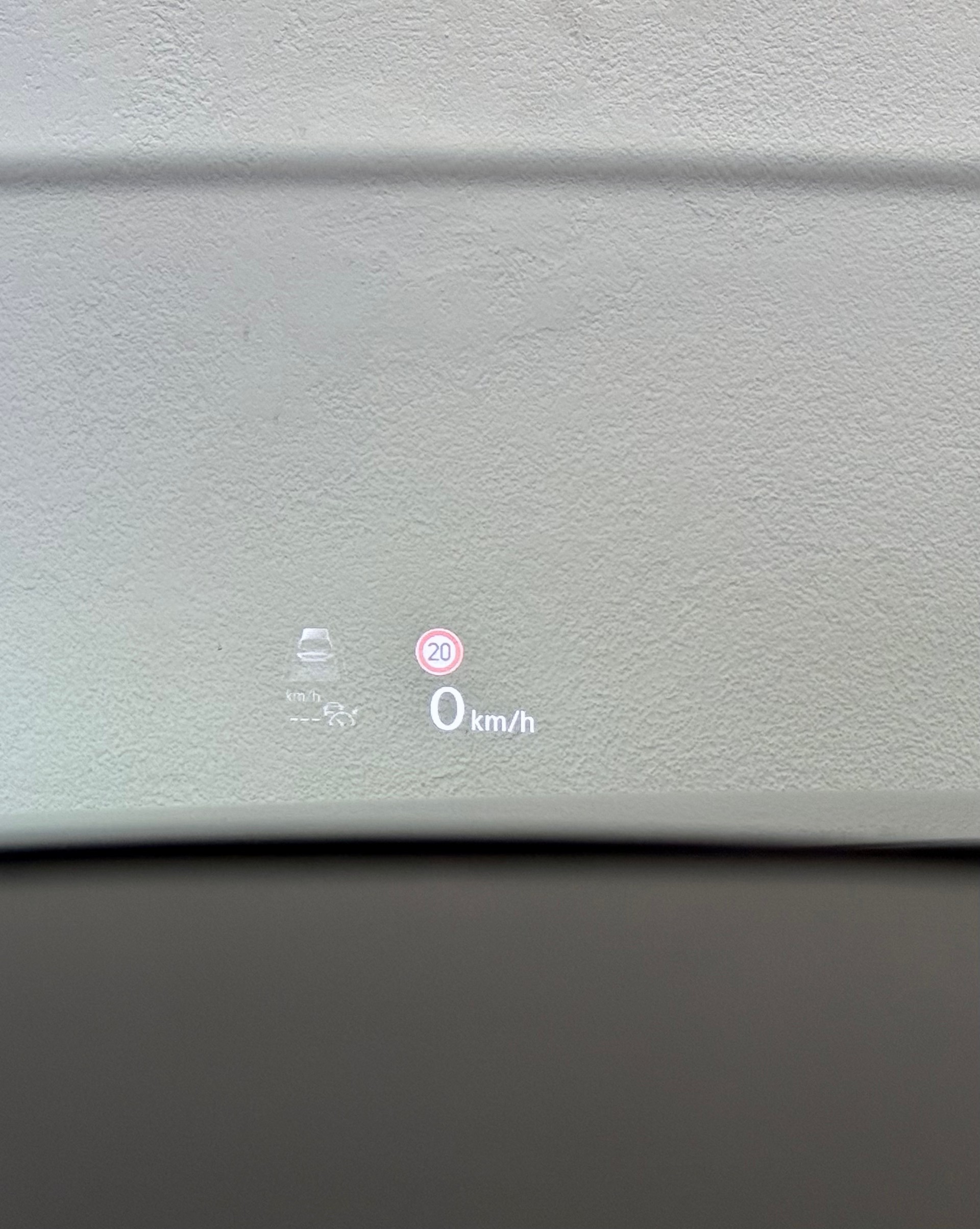 VW Tiguan 2.0TSI R 4Motion DSG - 31