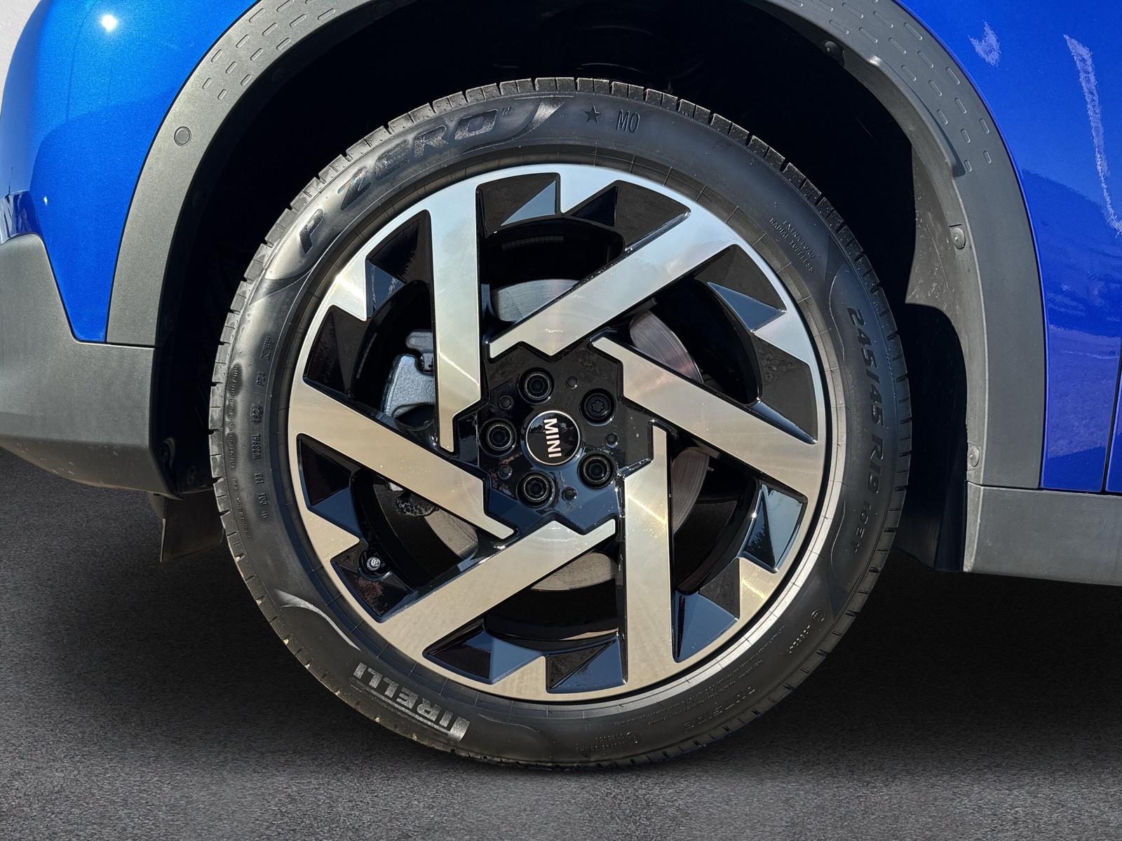 MINI Countryman S ALL4 U25 2.0i (CH) AHK 2.0T 📍 - 9