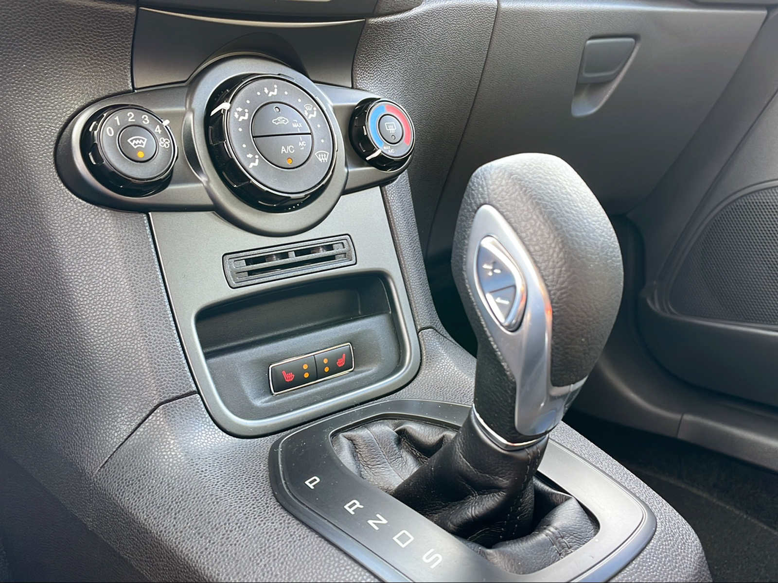 FORD Fiesta 1.0 EcoB 100 Trend - 9