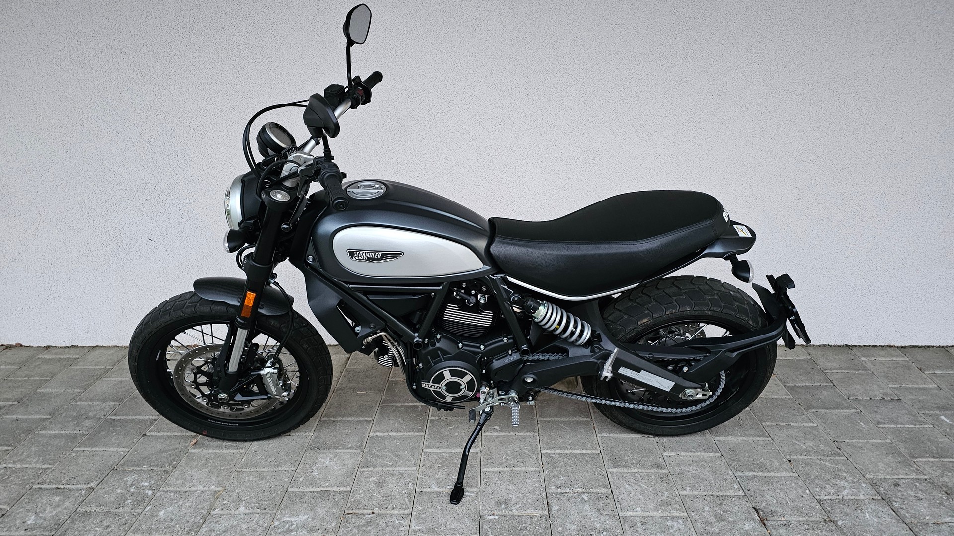 DUCATI Scrambler 800 Icon - 2