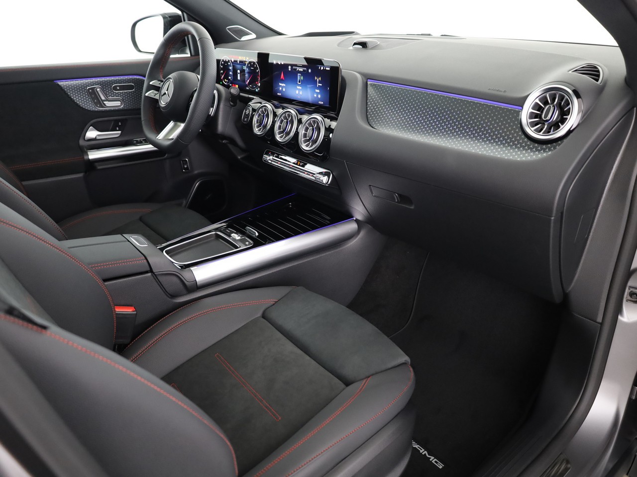 MERCEDES-BENZ GLA 200 Night Star 7G-DCT - 9