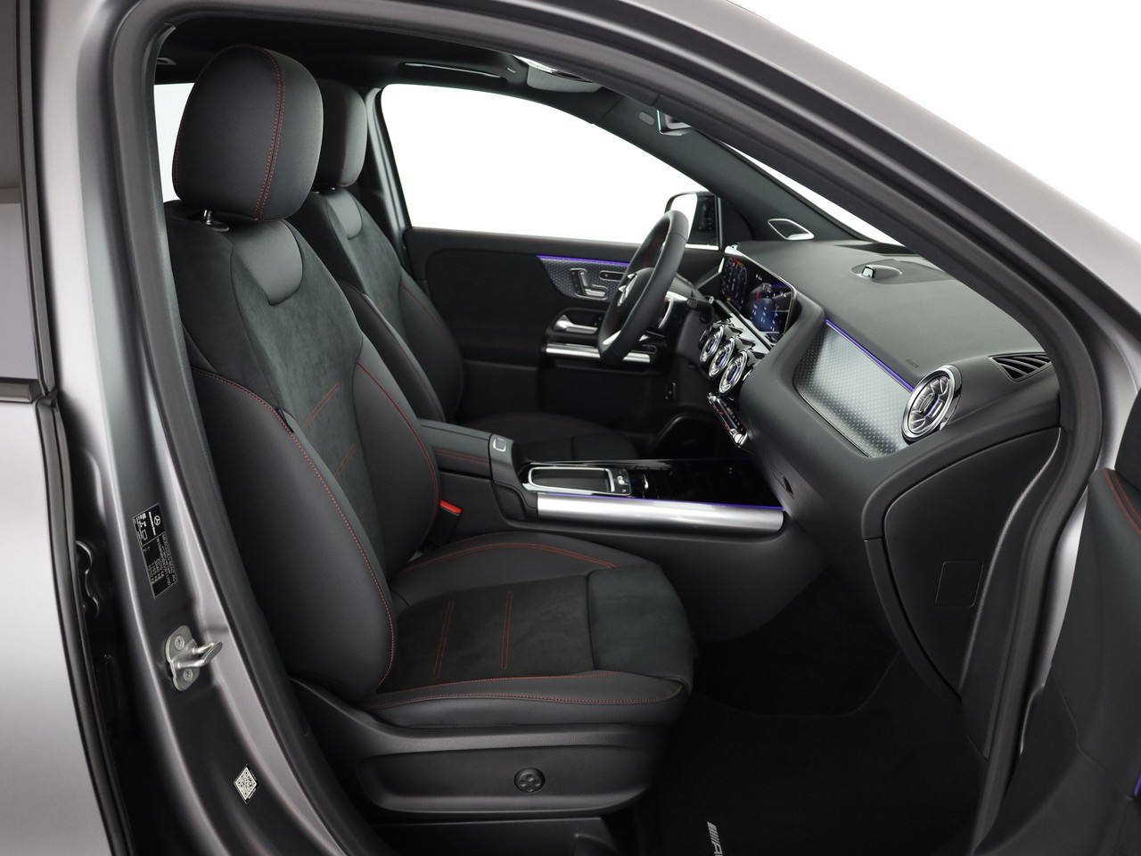 MERCEDES-BENZ GLA 200 Night Star 7G-DCT - 10