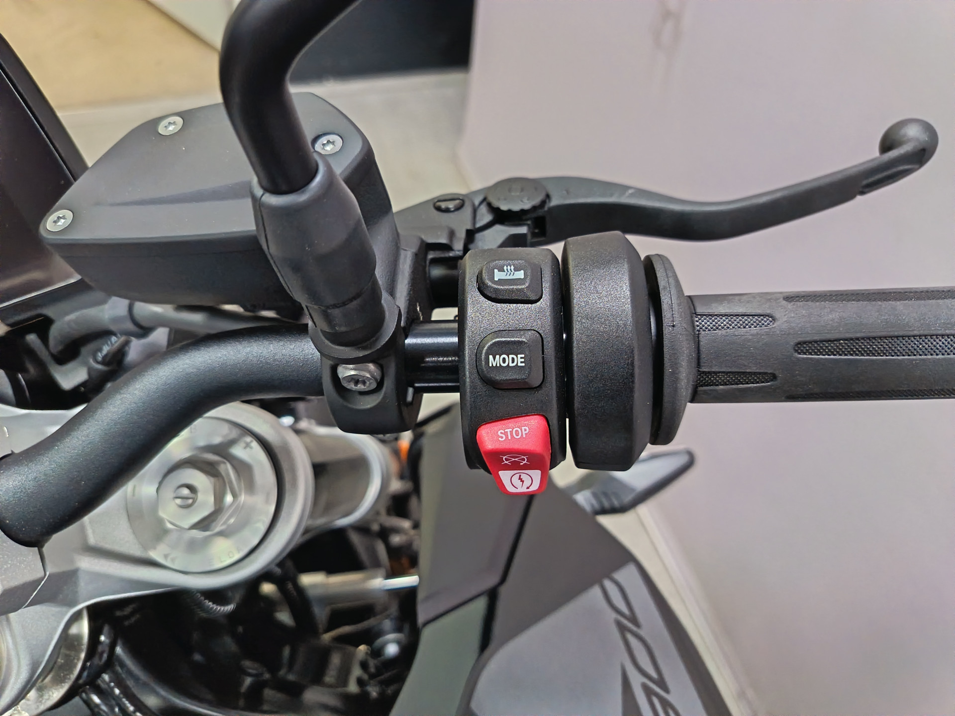 BMW F 900 R A2 Triple Black *** Leasing 3.9% *** - 8