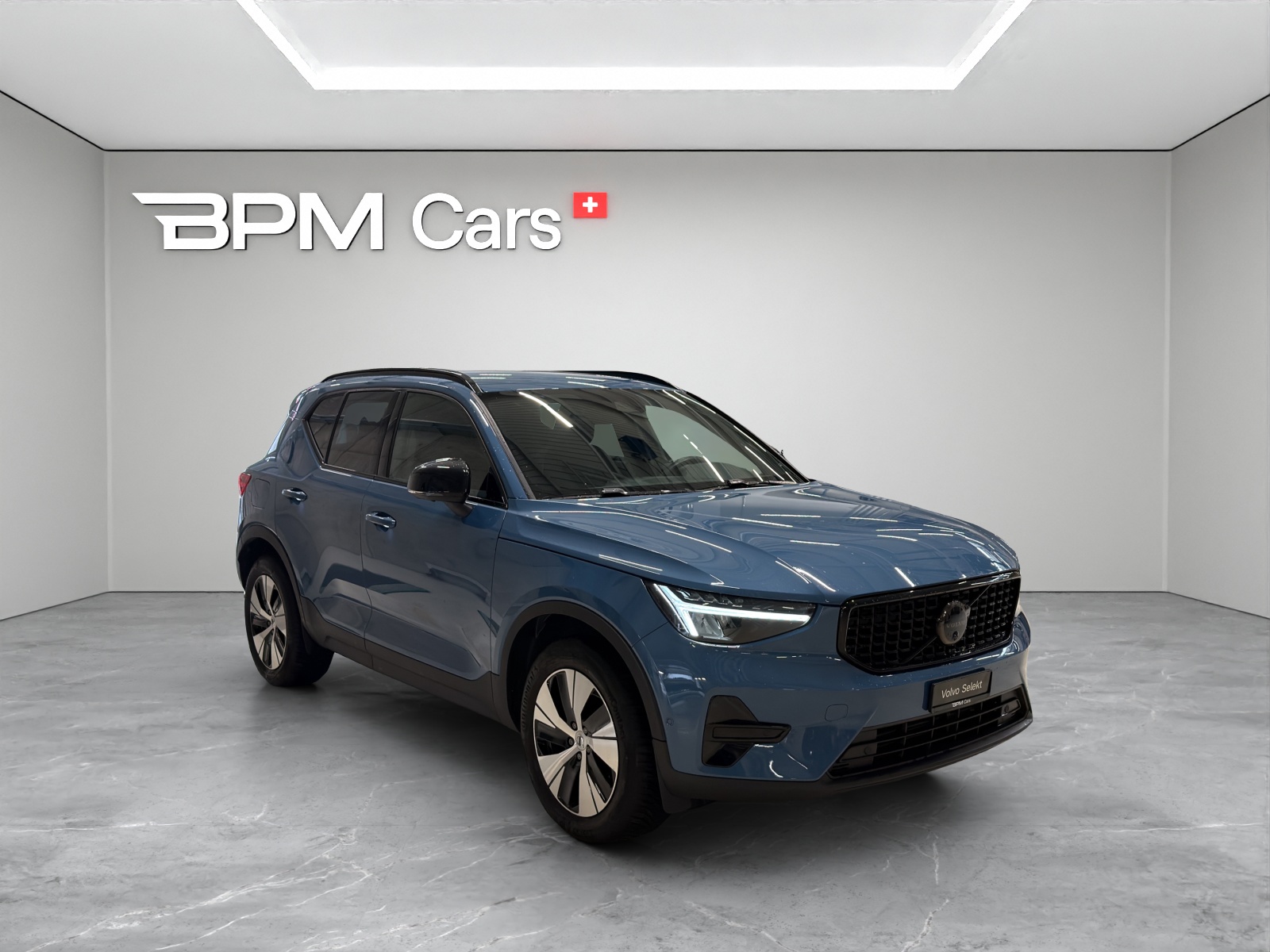 VOLVO XC40 1.5 T4 PiH Plus Dark - 5