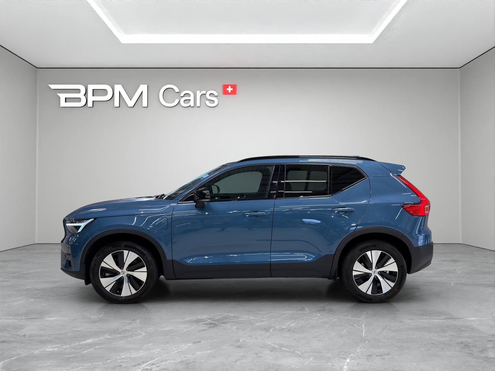 VOLVO XC40 1.5 T4 PiH Plus Dark - 13