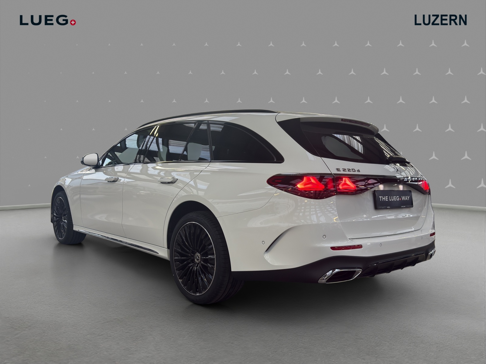 MERCEDES-BENZ E 220 d T 4Matic 9G-Tronic - 3