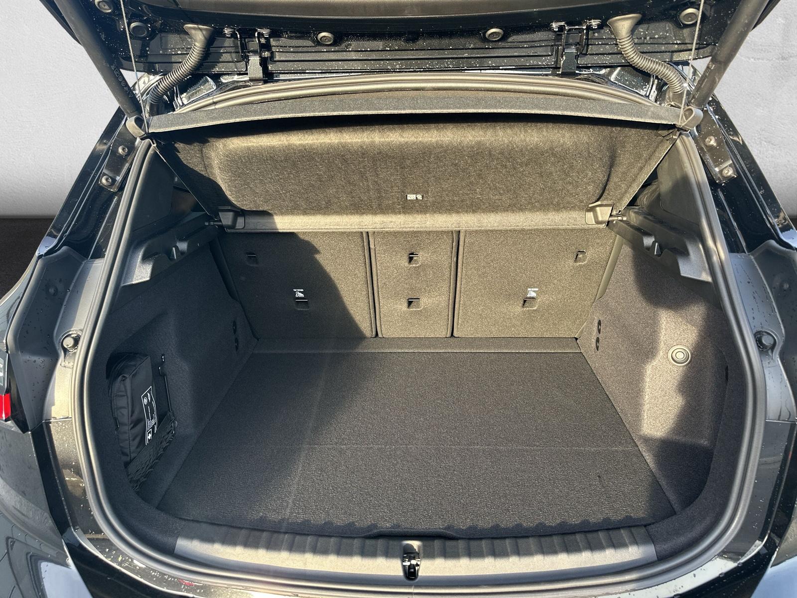 BMW 218d Active Tourer M Sport DKG - 10