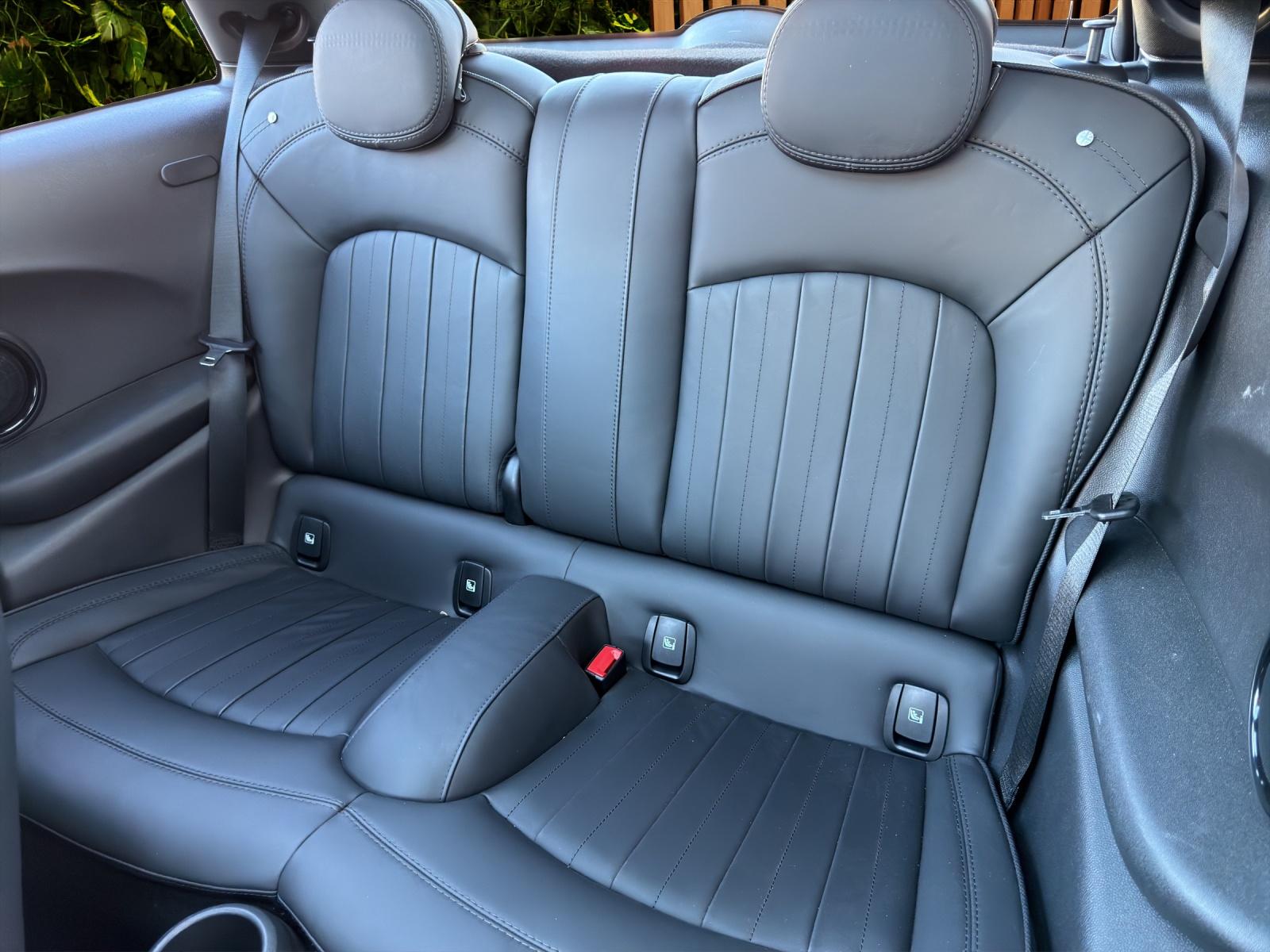 MINI Cooper S Steptronic DKG - 21