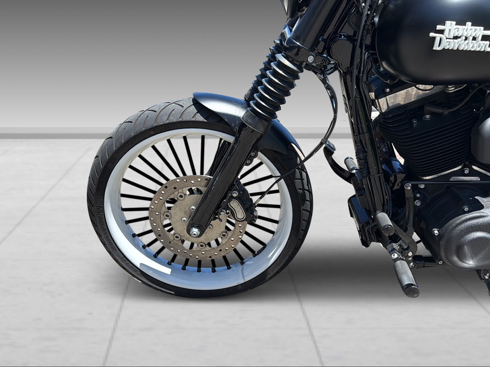 HARLEY-DAVIDSON FXDB Dyna Street Bob 103 ABS - 6