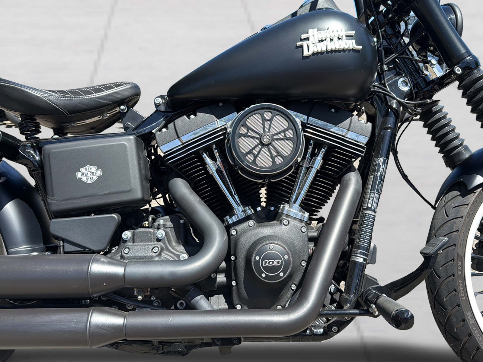 HARLEY-DAVIDSON FXDB Dyna Street Bob 103 ABS - 5