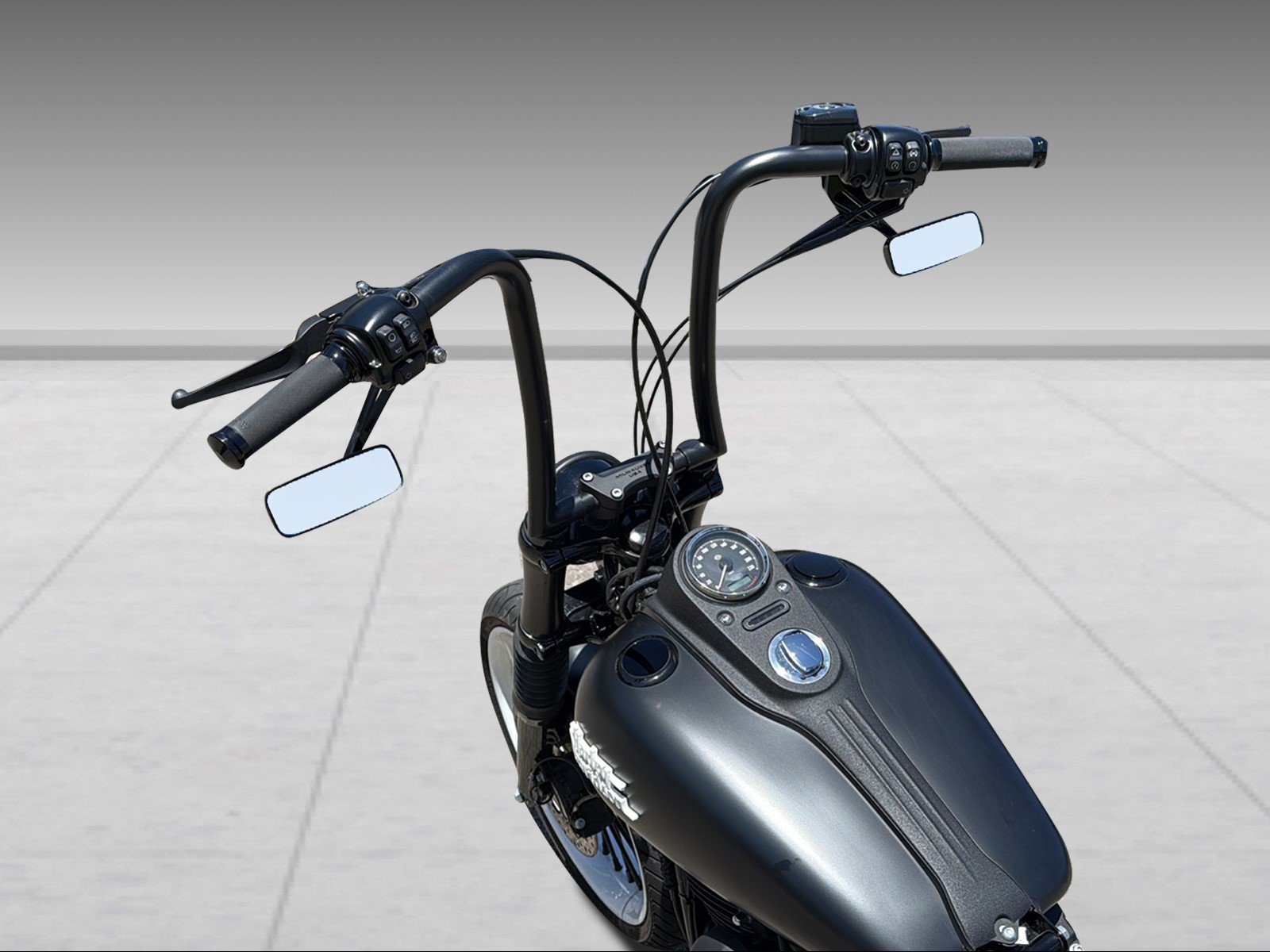 HARLEY-DAVIDSON FXDB Dyna Street Bob 103 ABS - 4
