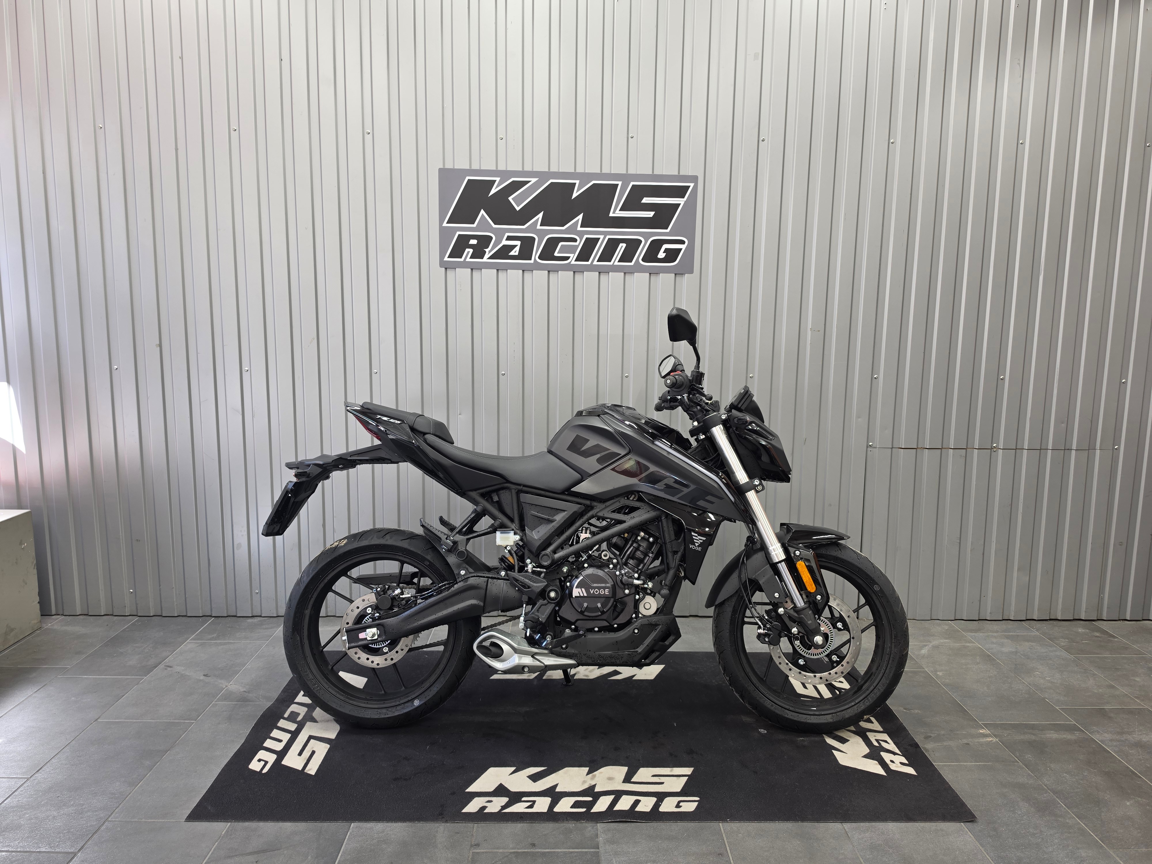VOGE 125R