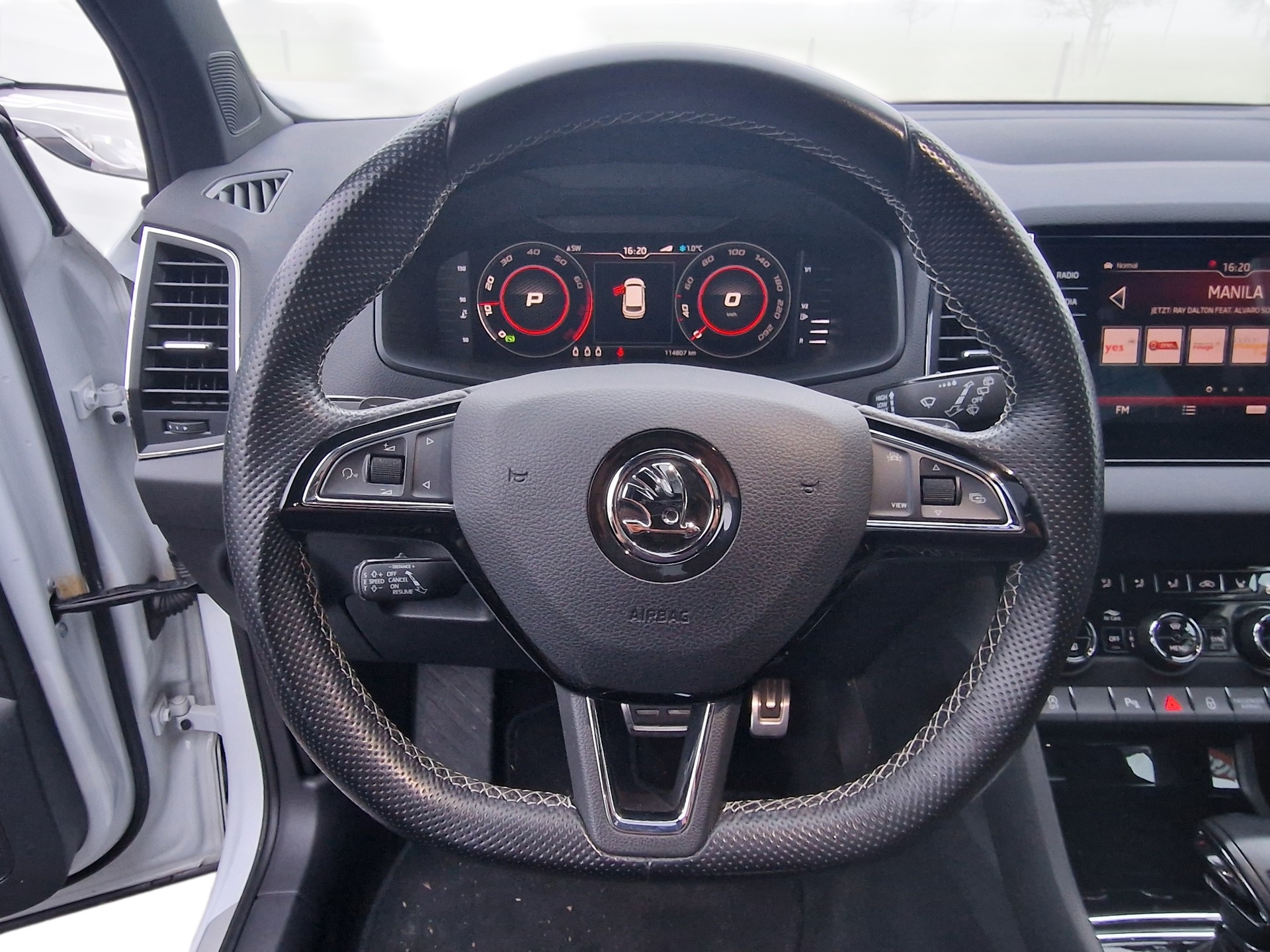 SKODA Karoq 2.0 TSI SportLine 4x4 DSG - 12