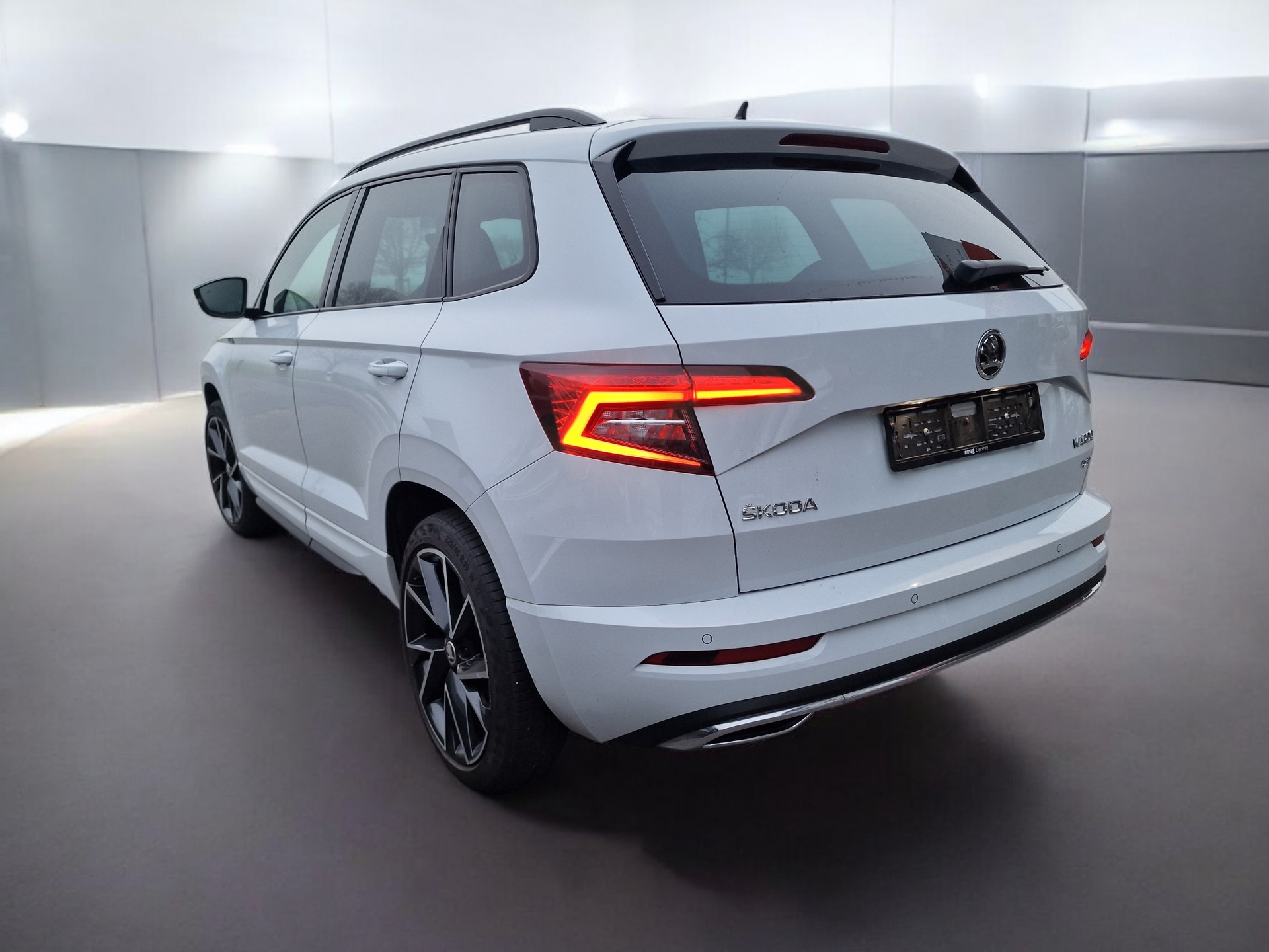 SKODA Karoq 2.0 TSI SportLine 4x4 DSG - 6