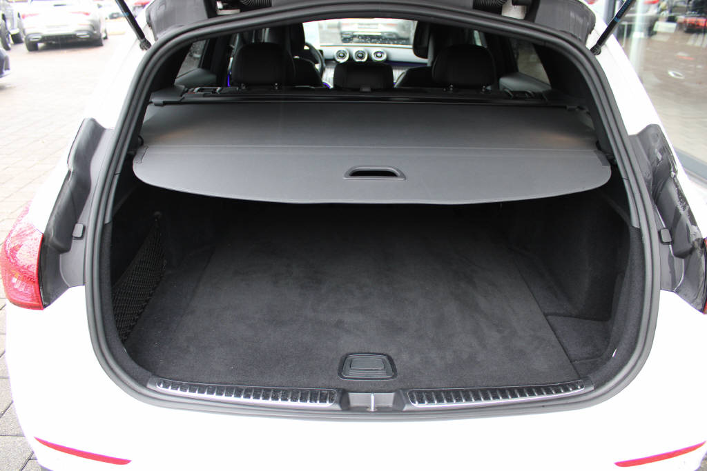 MERCEDES-BENZ C 220 d 4Matic Kombi AMG Line Swiss Star - 4