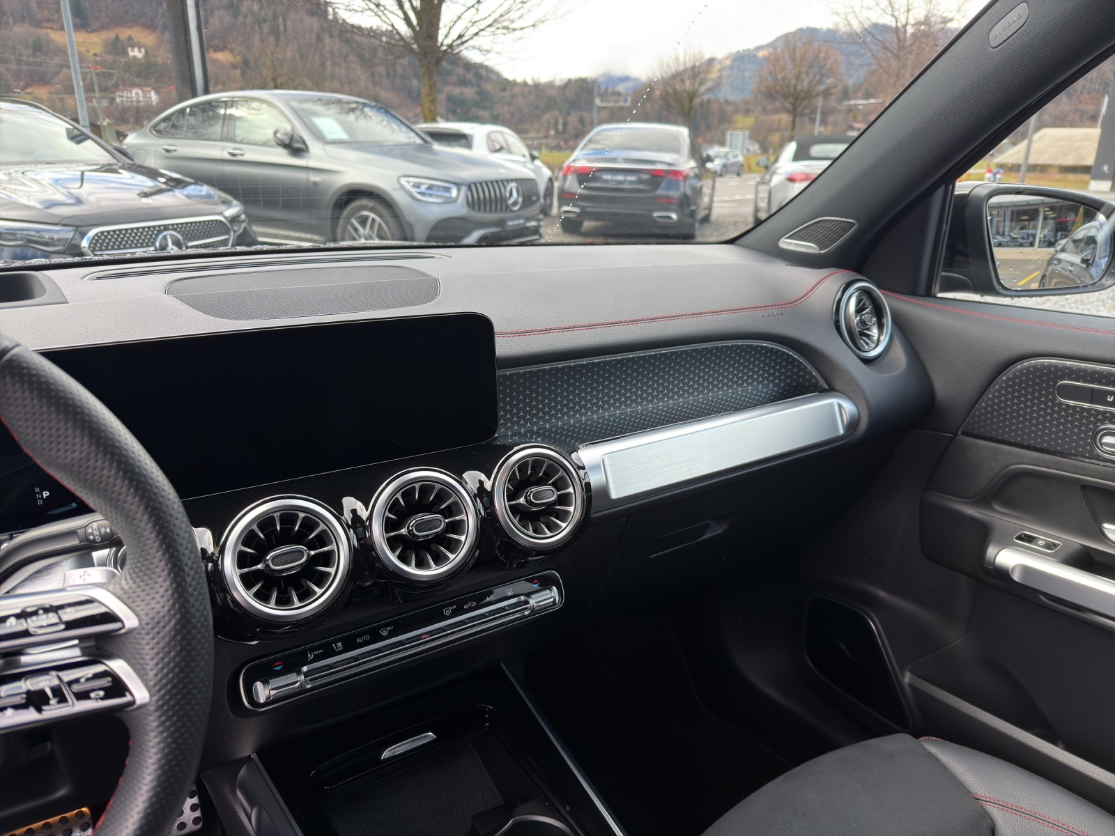 MERCEDES-BENZ EQB 350 66,5 kWh 4Matic Swiss Star - 10