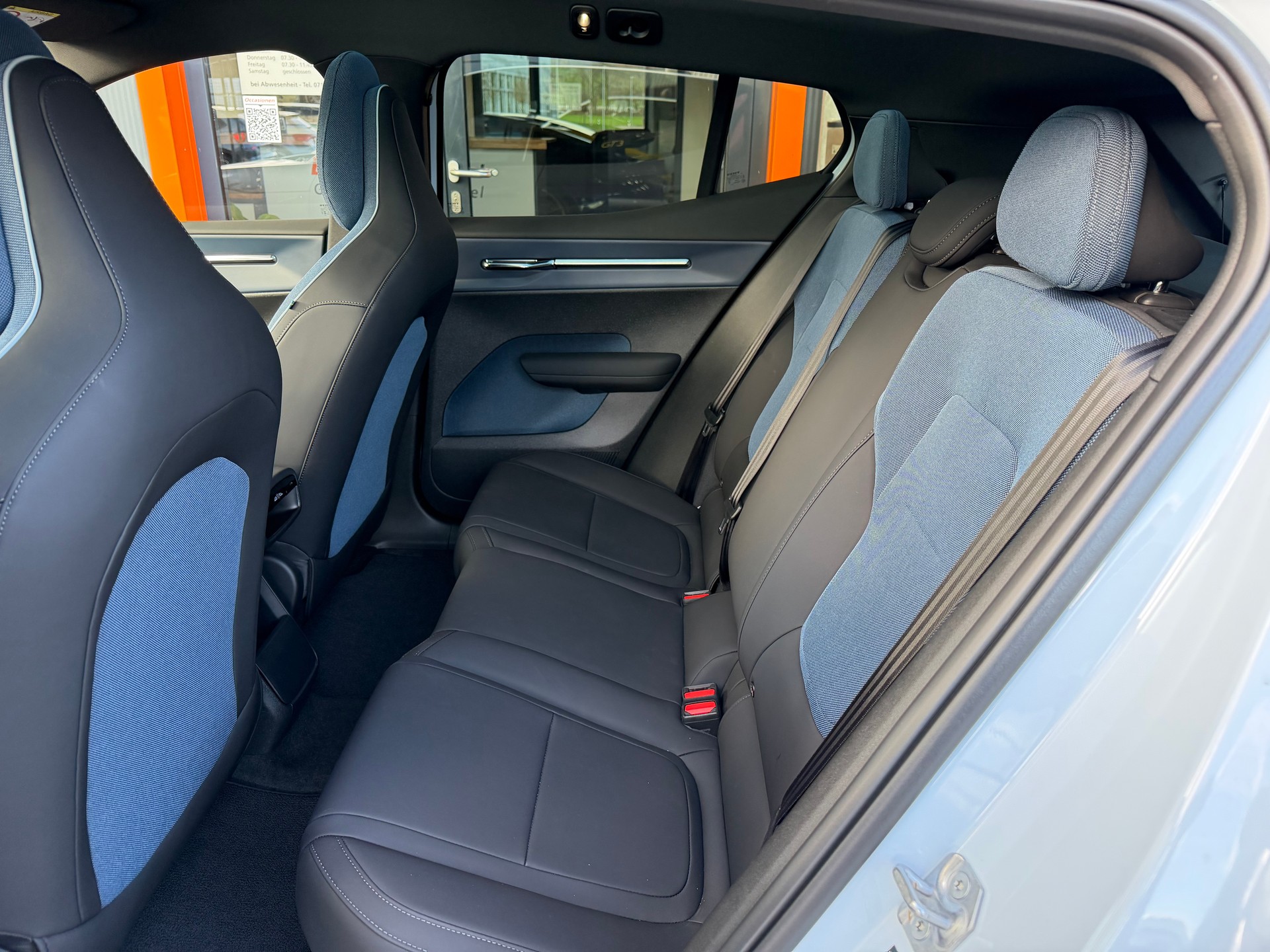 VOLVO EX30 E60 69kWh Twin Ultra - 10