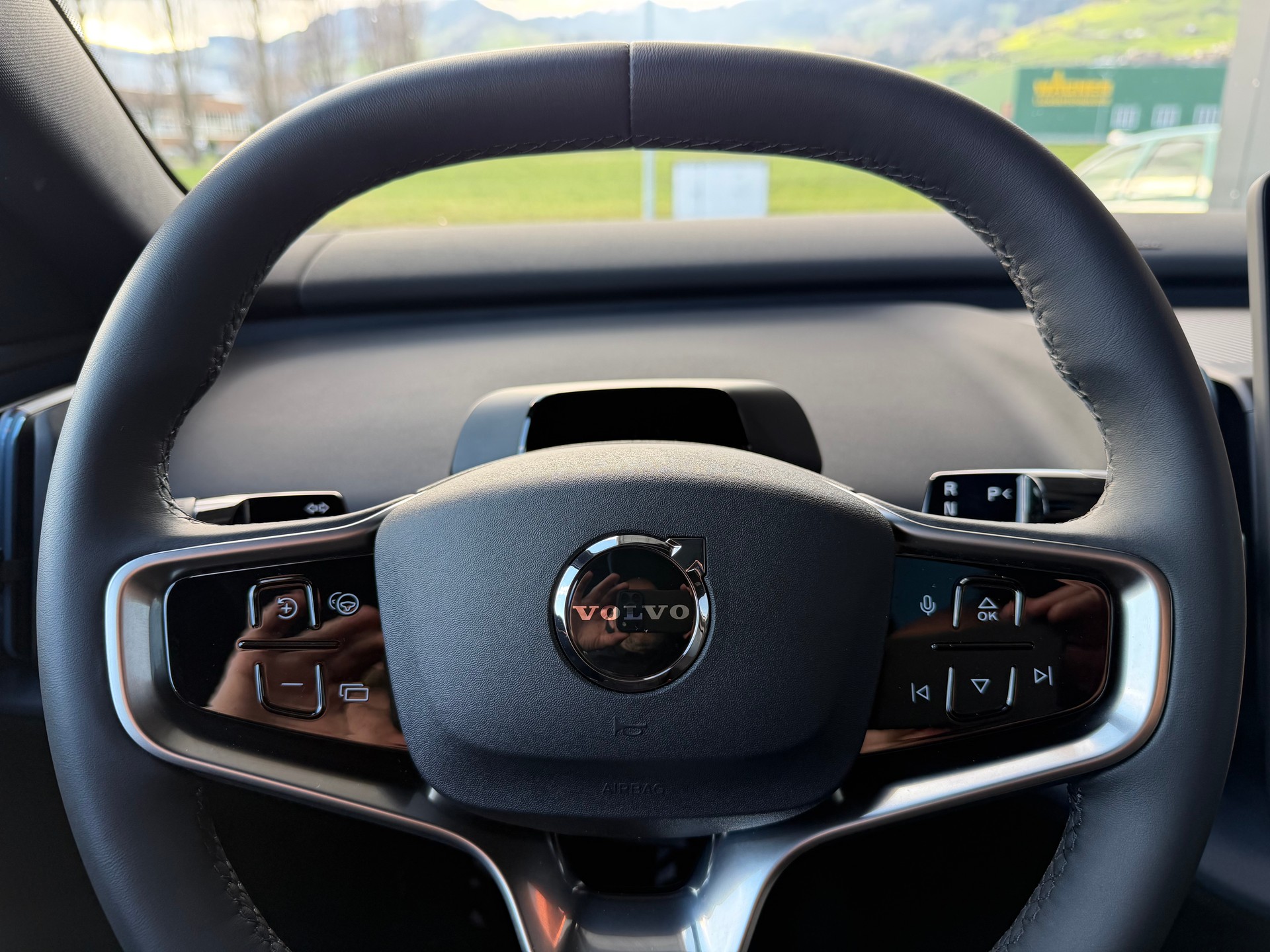 VOLVO EX30 E60 69kWh Twin Ultra - 6