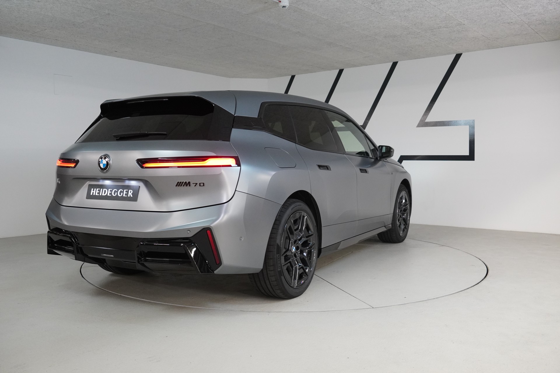 BMW iX M70 xDrive - 7