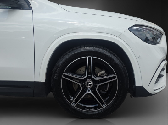 MERCEDES-BENZ GLA 220 4Matic 8G-DCT - 6