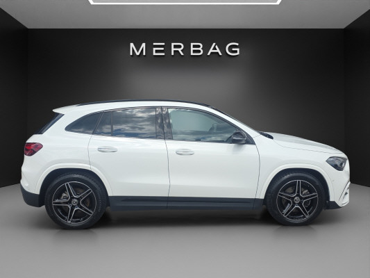 MERCEDES-BENZ GLA 220 4Matic 8G-DCT - 3