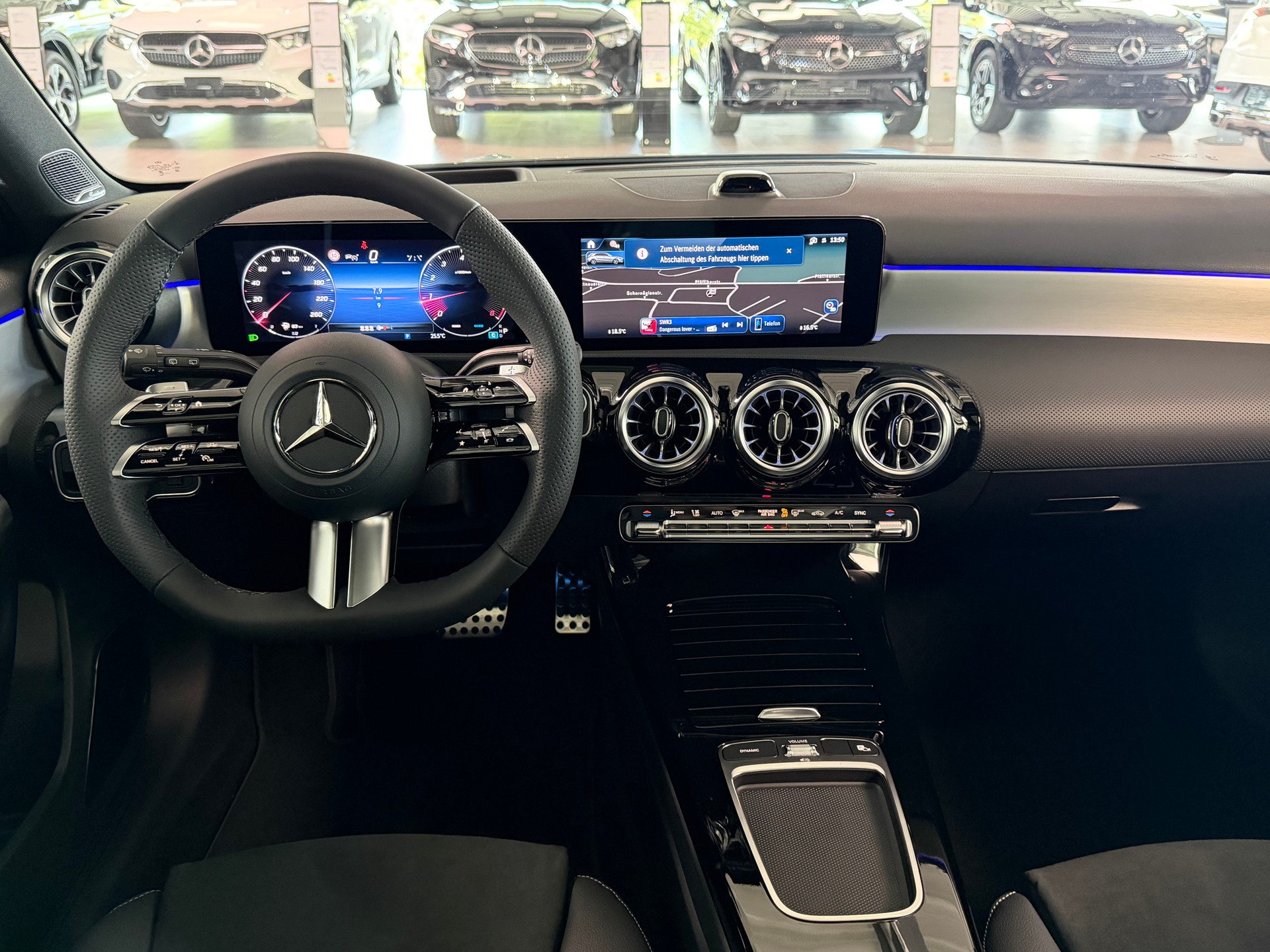 MERCEDES-BENZ A 220 4Matic 8G-DCT - 7
