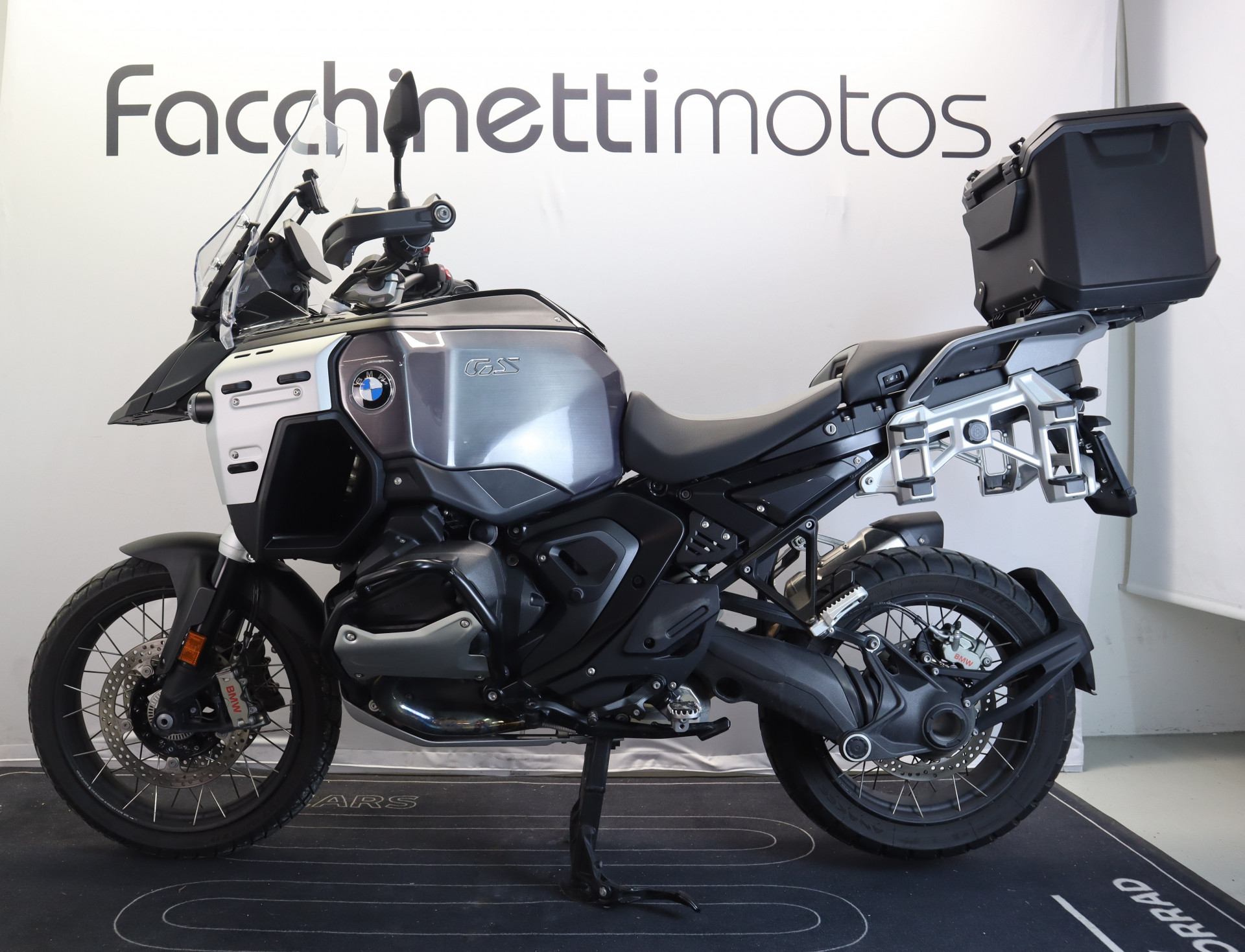 BMW R 1300 GS Adventure ASA - 2