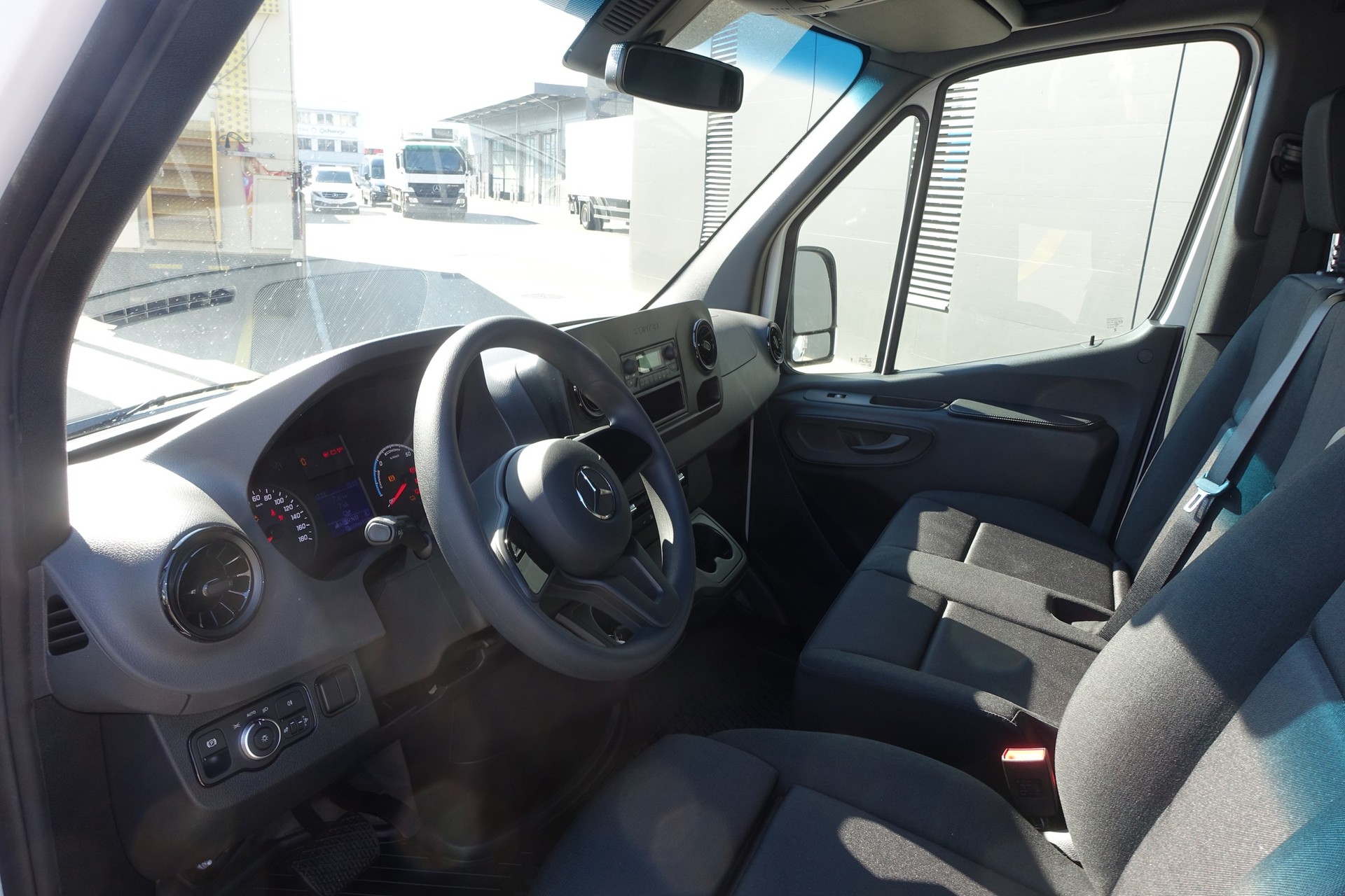 MERCEDES-BENZ eSprinter 312 47kWh Standard - 7