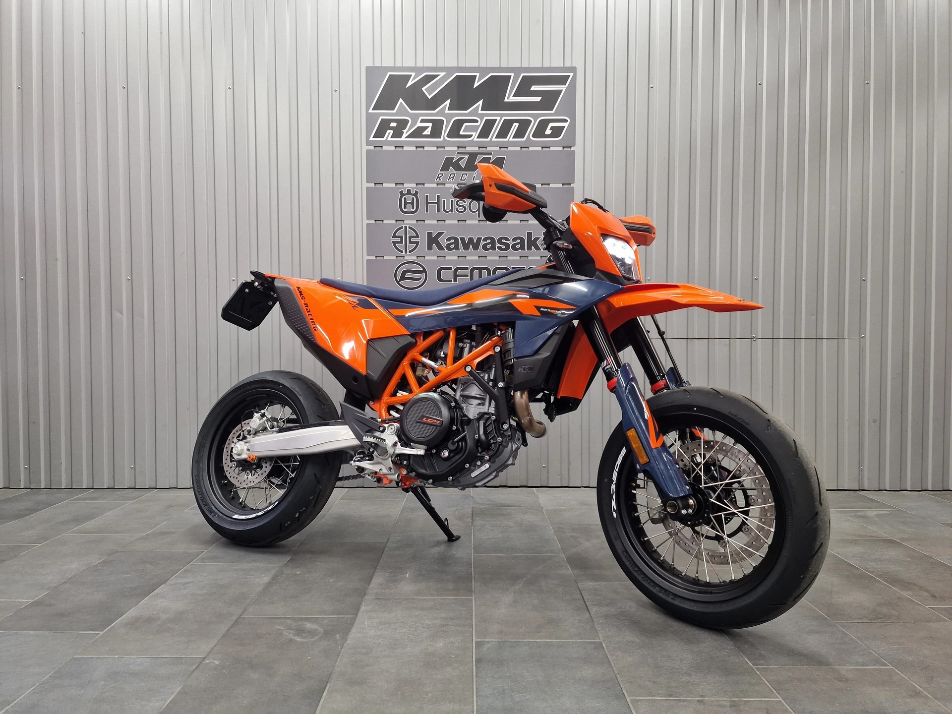 KTM 690