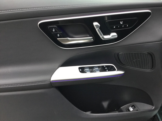 MERCEDES-BENZ GLC 300 e 4M EQ Star - 10