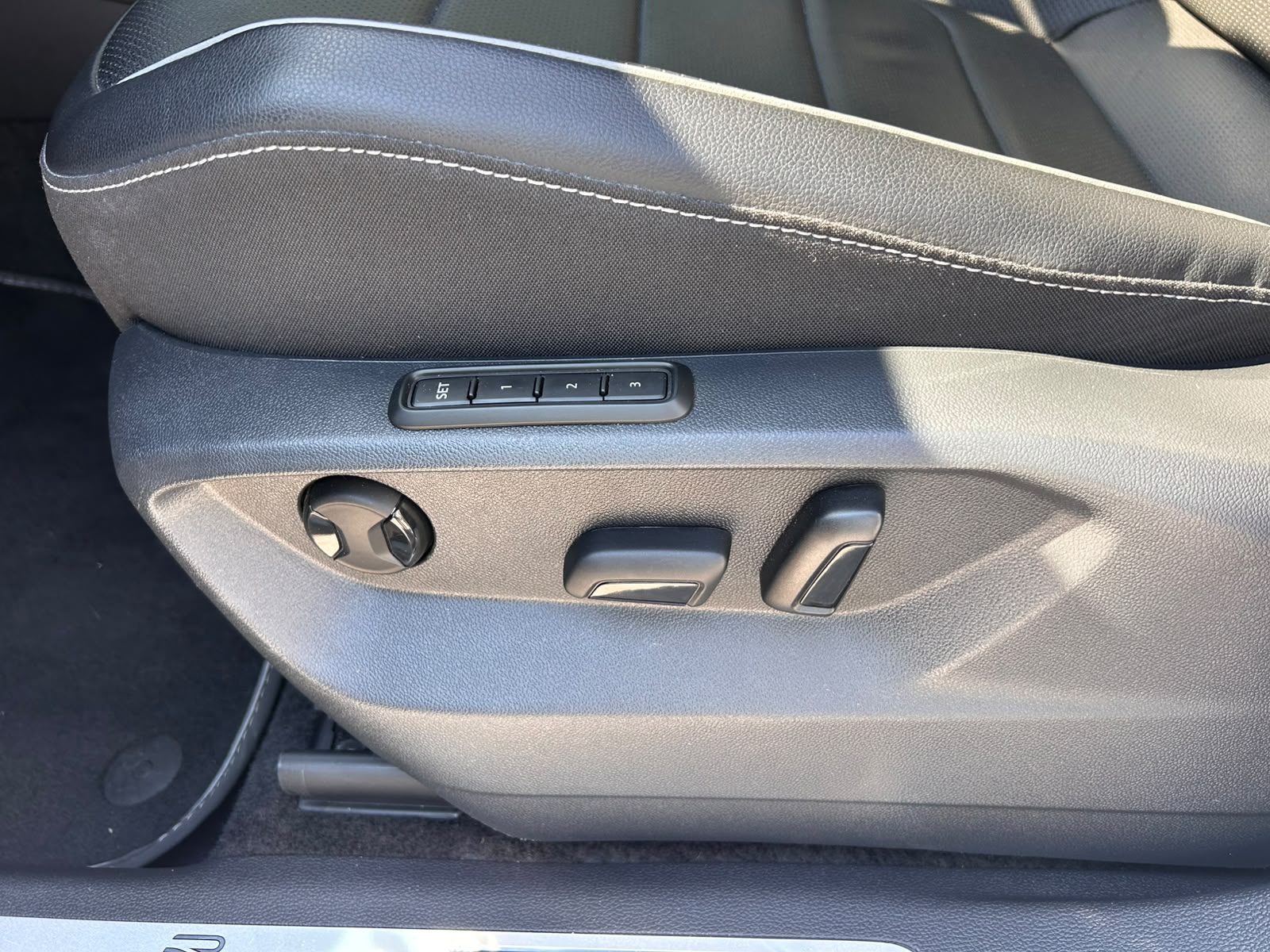 VW Tiguan Allspace 2.0 R-Line 4M - 14