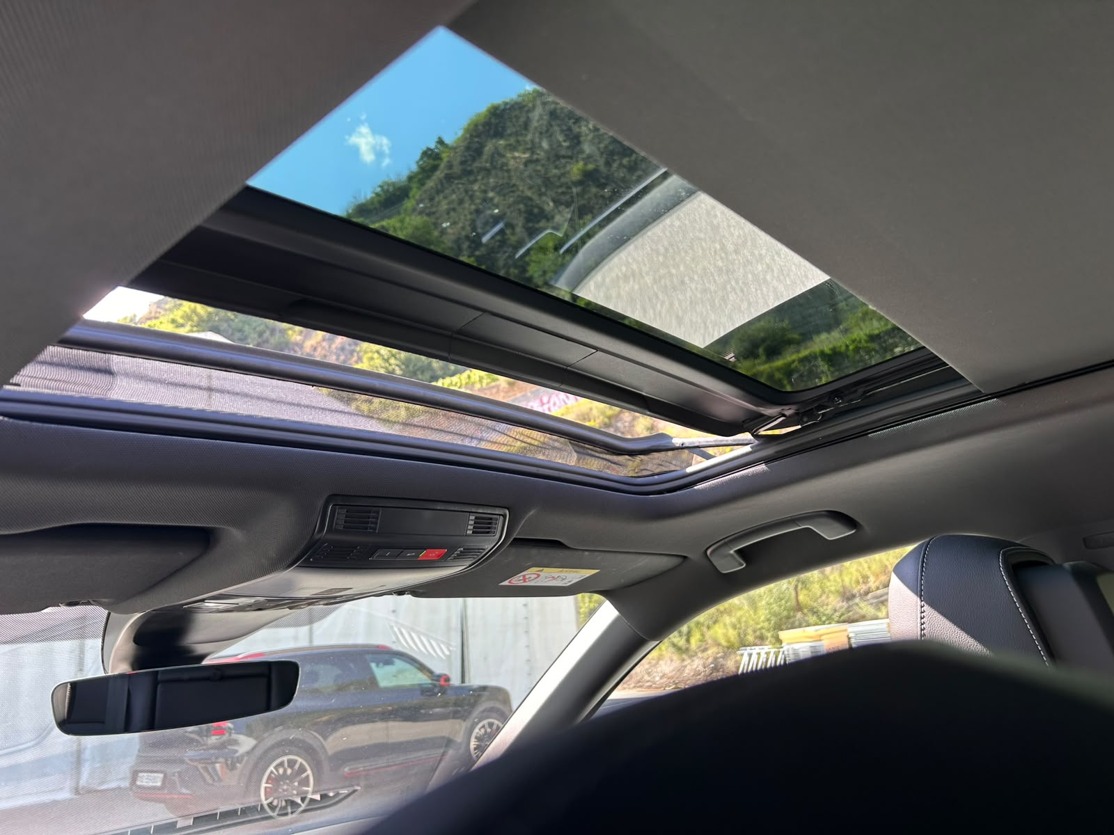 VW Tiguan Allspace 2.0 R-Line 4M - 12