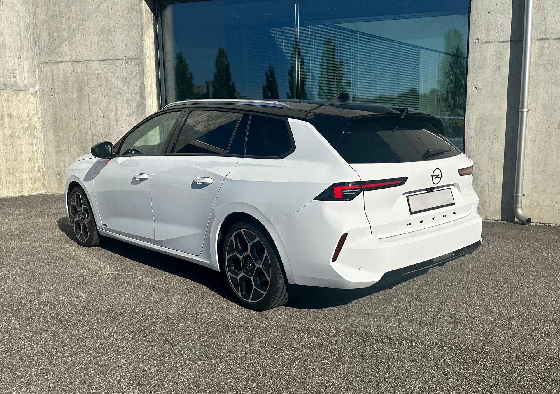 OPEL Astra Sports Tourer 1.2i Turbo Ultimate A - 3