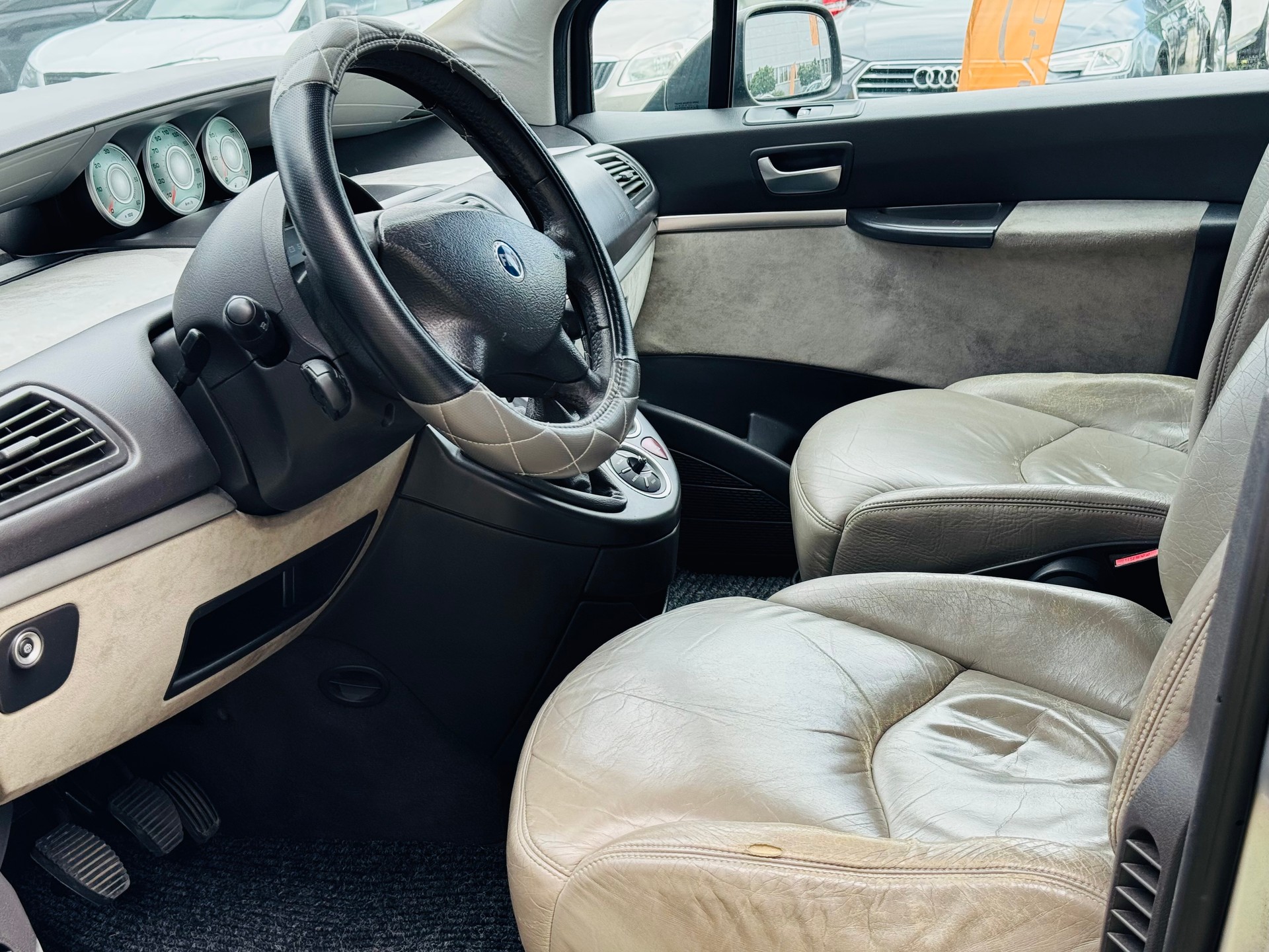 FIAT Ulysse 2.2 16V JTD Emotion - 7