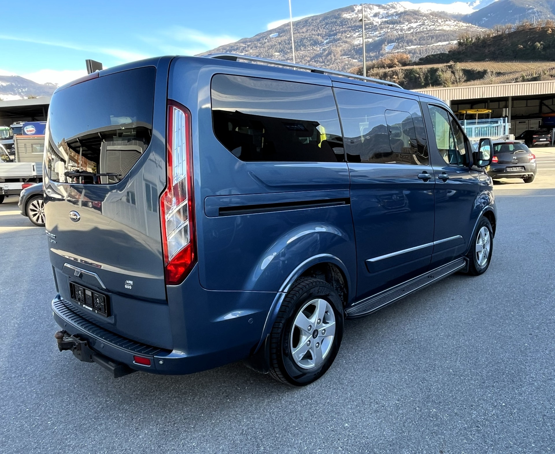 FORD Tourneo Custom 320 L1H1 Titanium A - 6
